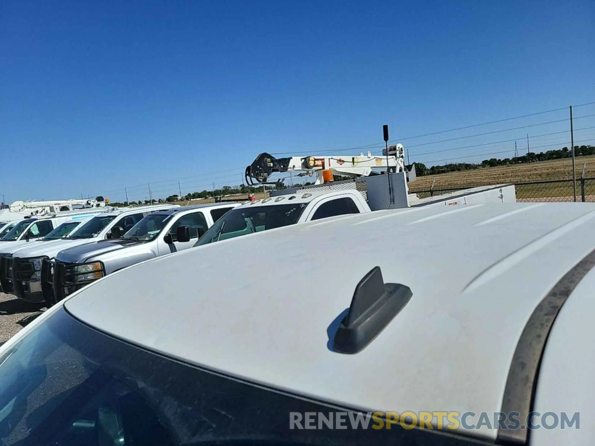 4 Photograph of a damaged car 2GC2KSEG3K1208692 CHEVROLET SILVERADO 2019