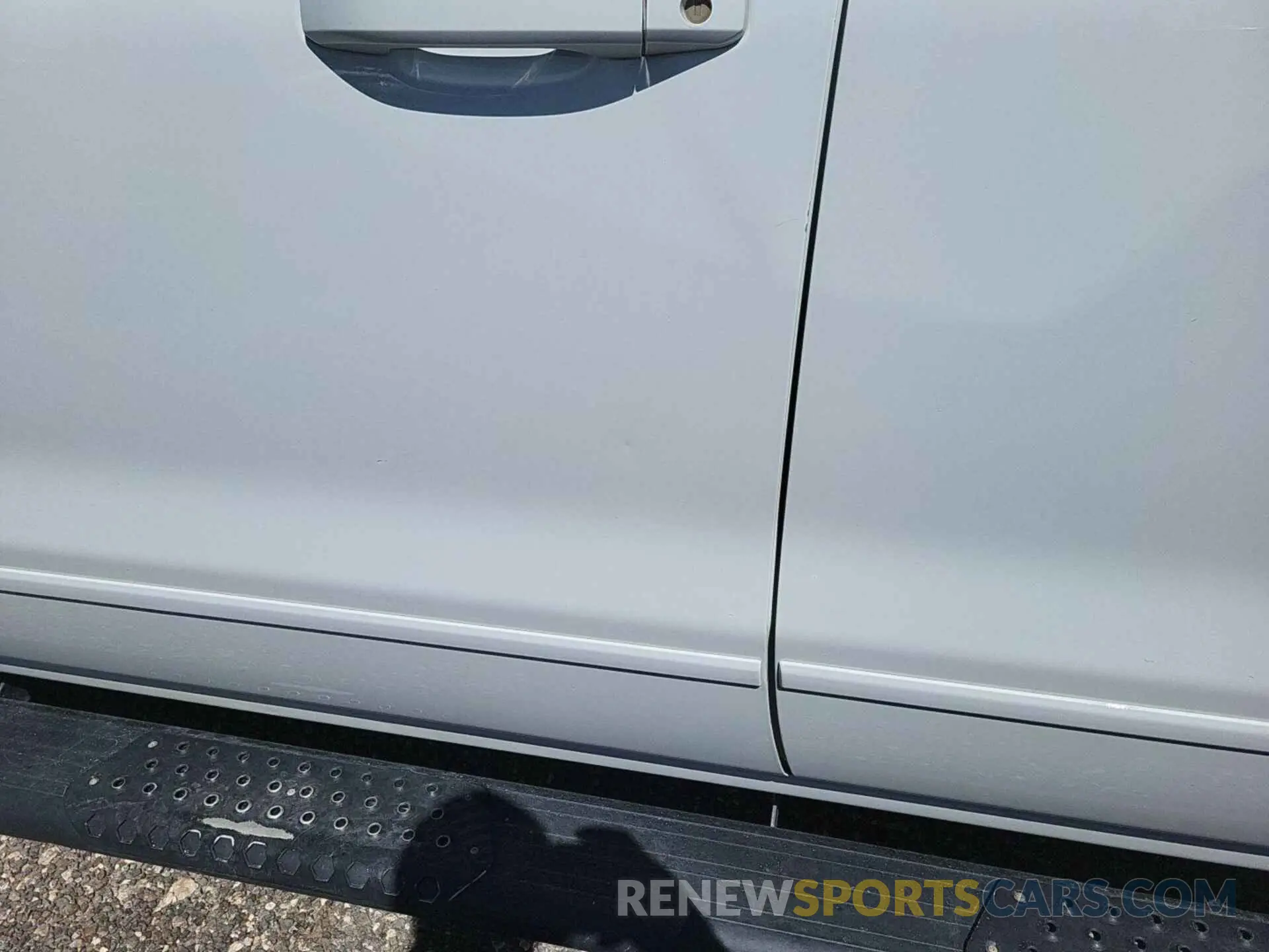 16 Photograph of a damaged car 2GC2KSEG5K1209293 CHEVROLET SILVERADO 2019