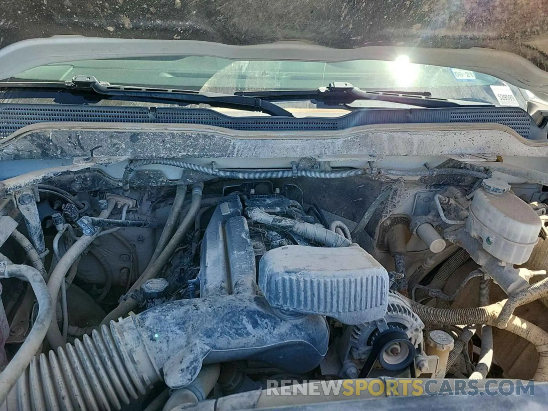 2 Photograph of a damaged car 2GC2KSEG5K1209293 CHEVROLET SILVERADO 2019