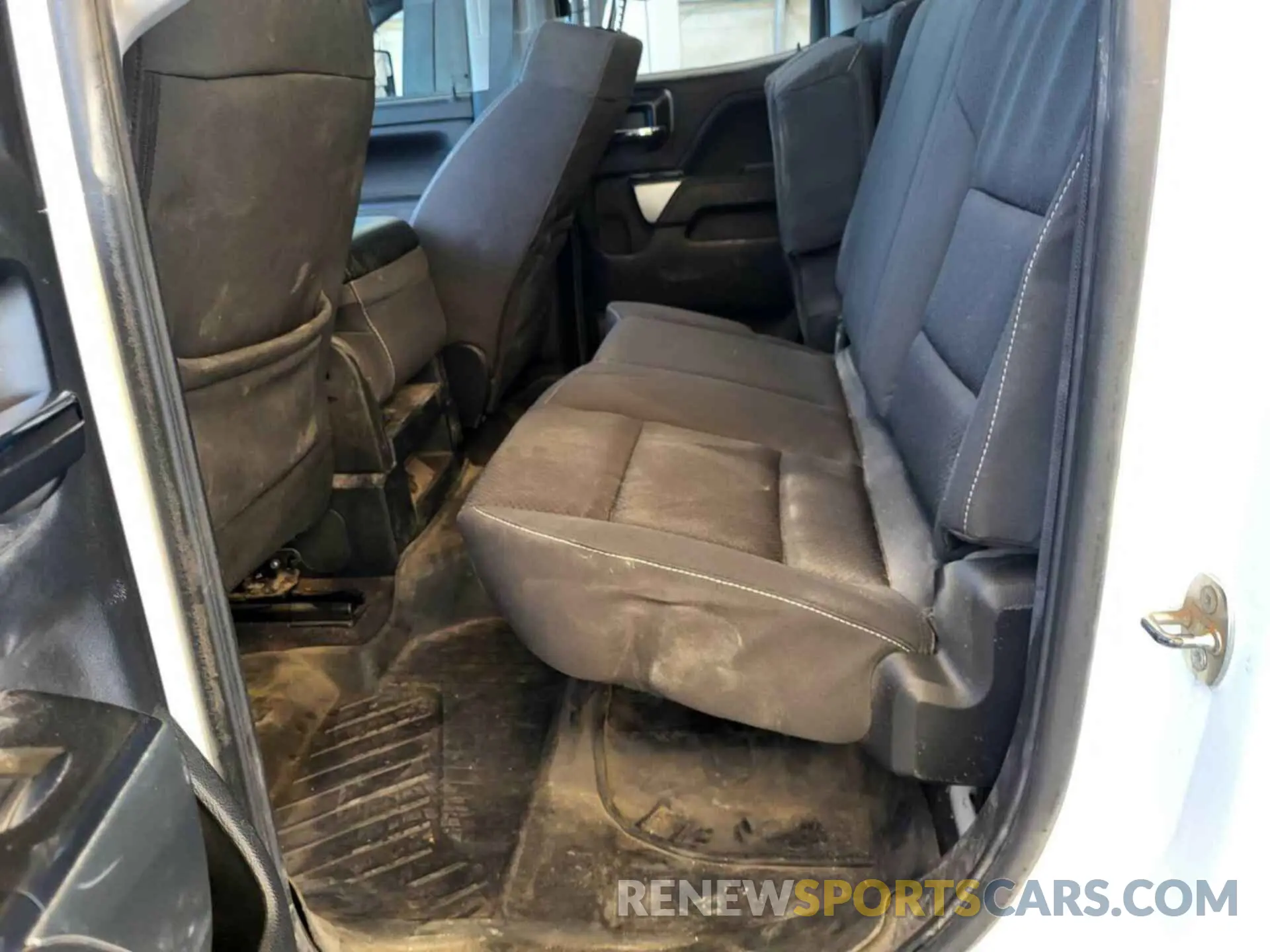 3 Photograph of a damaged car 2GC2KSEG9K1144514 CHEVROLET SILVERADO 2019