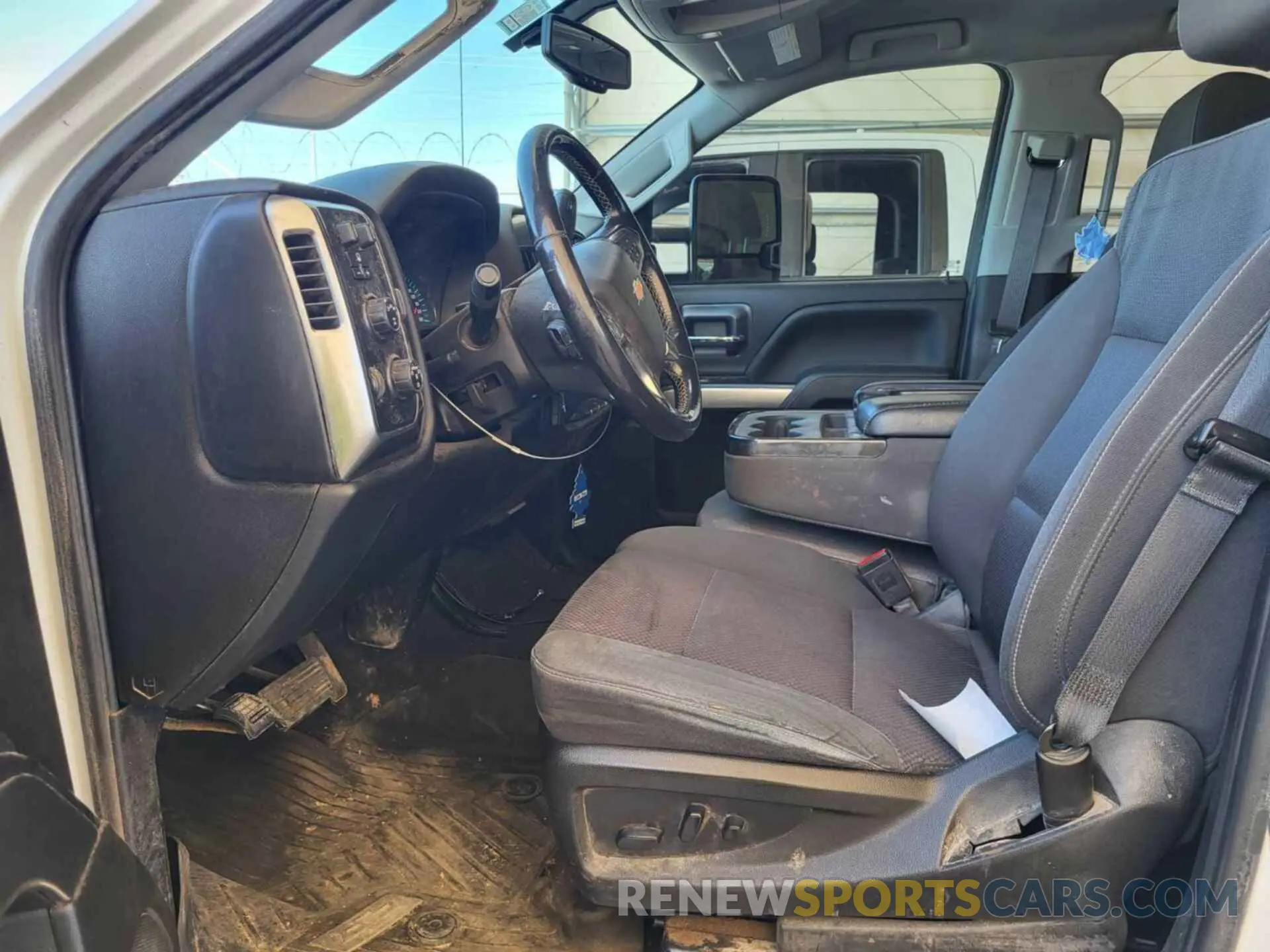 7 Photograph of a damaged car 2GC2KSEG9K1144514 CHEVROLET SILVERADO 2019