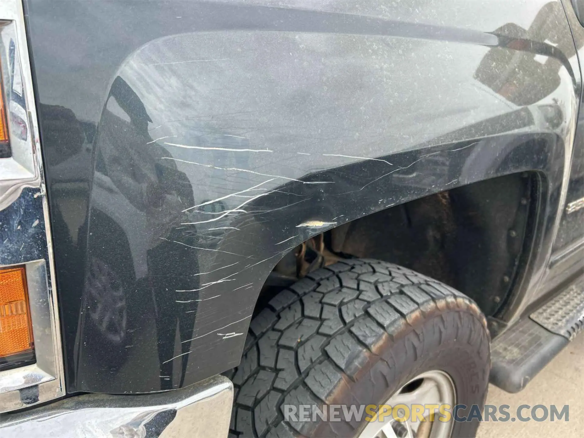 1 Photograph of a damaged car 2GC2KSEGXK1205921 CHEVROLET SILVERADO 2019