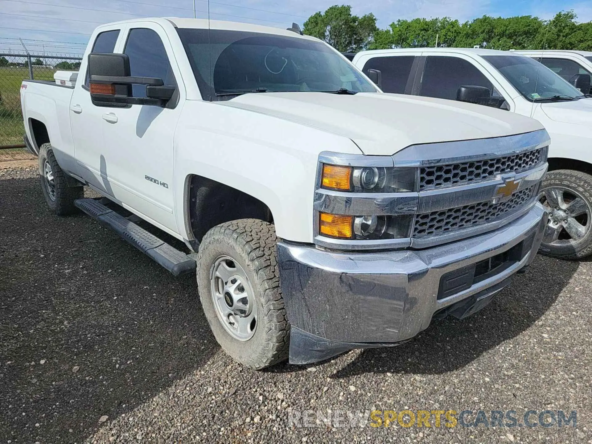 10 Photograph of a damaged car 2GC2KSEGXK1210004 CHEVROLET SILVERADO 2019