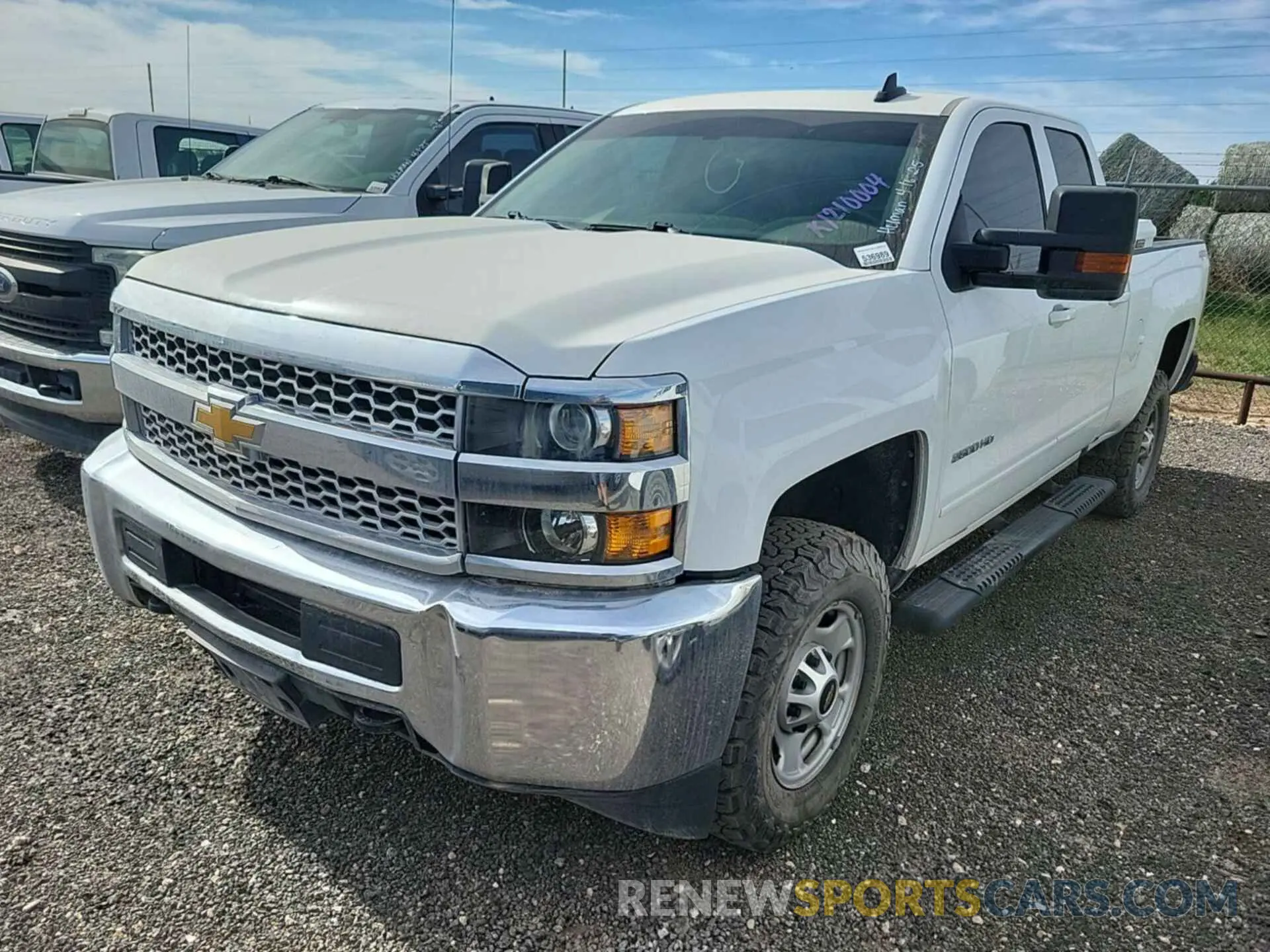 9 Photograph of a damaged car 2GC2KSEGXK1210004 CHEVROLET SILVERADO 2019