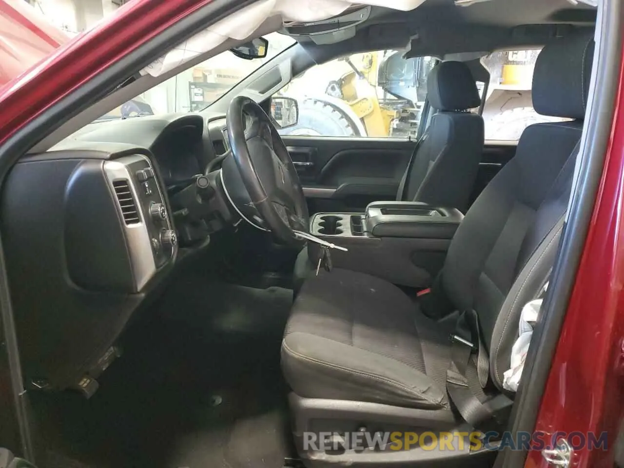 7 Photograph of a damaged car 2GCVKPEC4K1174026 CHEVROLET SILVERADO 2019