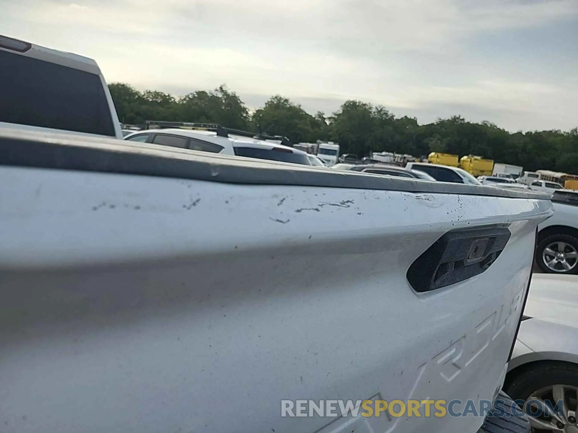 20 Photograph of a damaged car 1GC1YLE74LF160453 CHEVROLET SILVERADO 2020