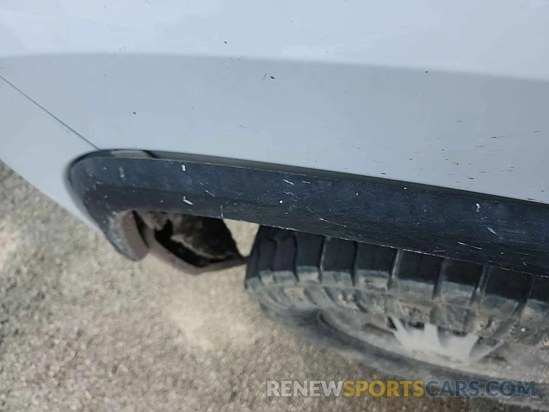 5 Photograph of a damaged car 1GC1YLE74LF160453 CHEVROLET SILVERADO 2020