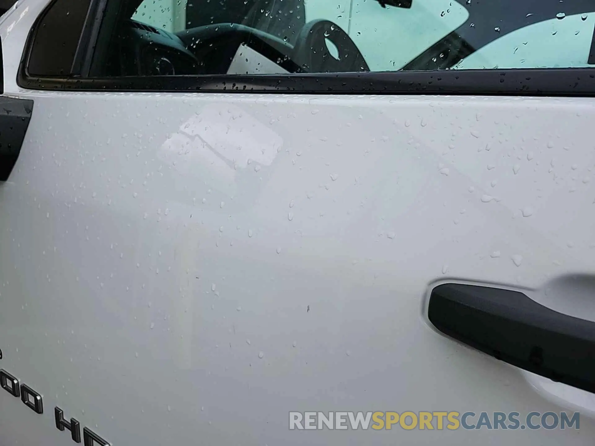 16 Photograph of a damaged car 1GC2YLE72LF282751 CHEVROLET SILVERADO 2020
