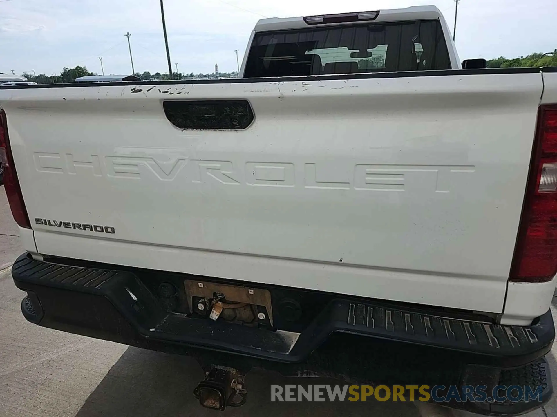 12 Photograph of a damaged car 1GC2YLE76LF233469 CHEVROLET SILVERADO 2020