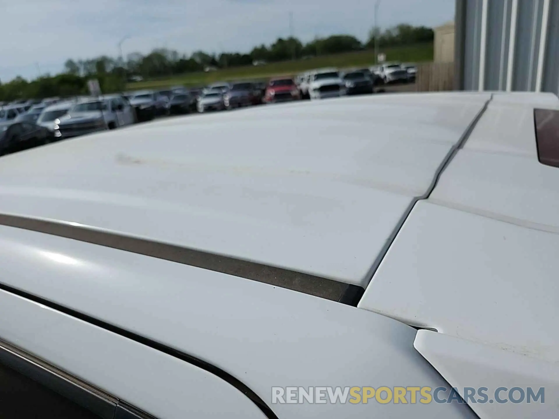 18 Photograph of a damaged car 1GC2YLE76LF233469 CHEVROLET SILVERADO 2020
