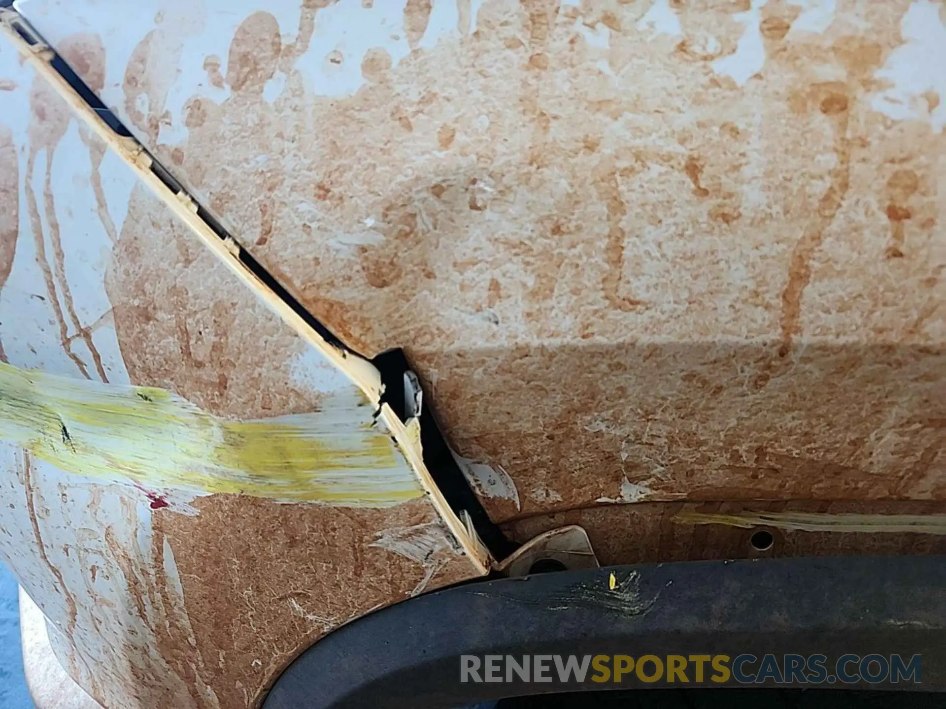 29 Photograph of a damaged car 1GC2YLE78LF256607 CHEVROLET SILVERADO 2020