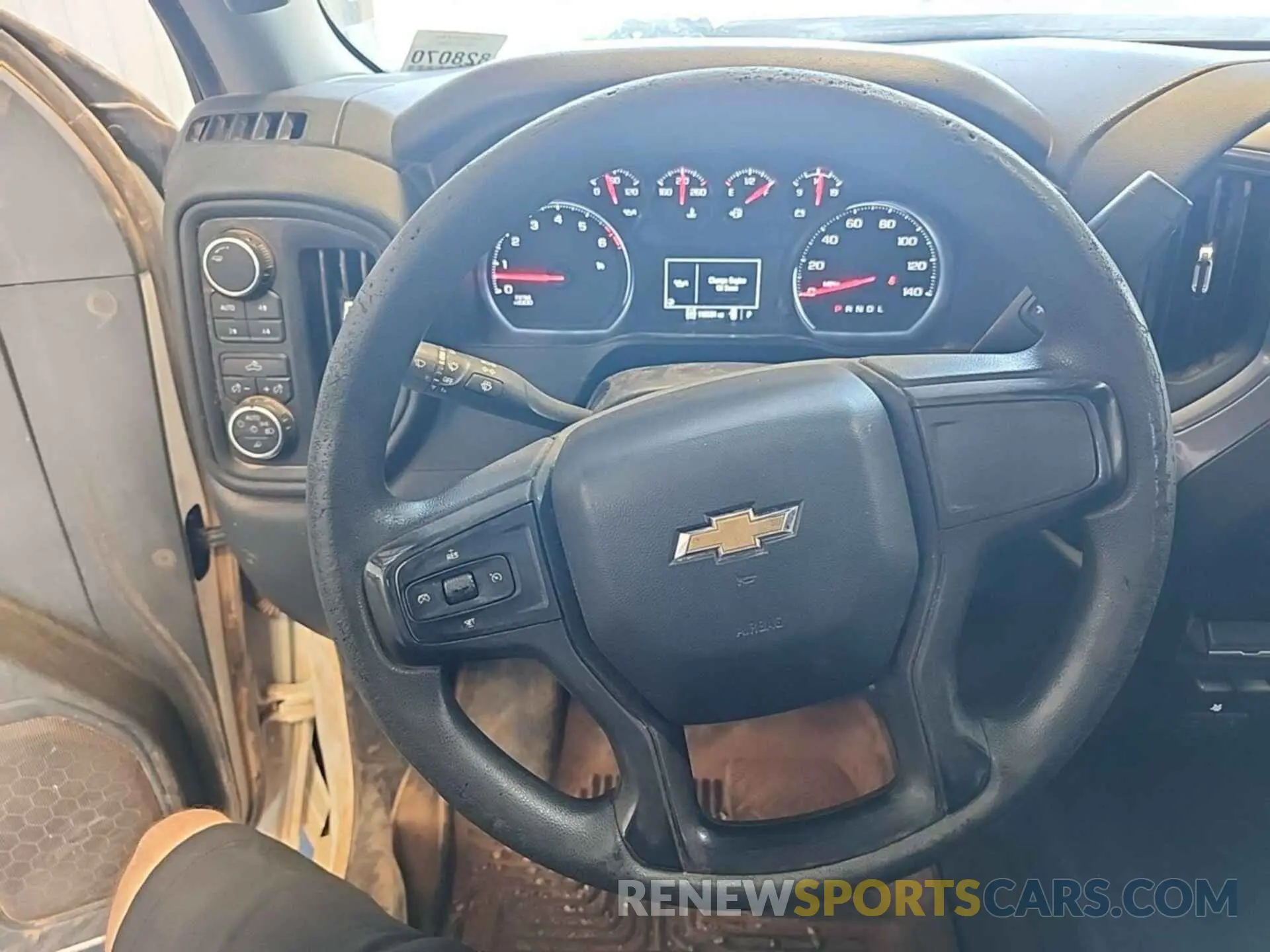 8 Photograph of a damaged car 1GC2YLE78LF256607 CHEVROLET SILVERADO 2020