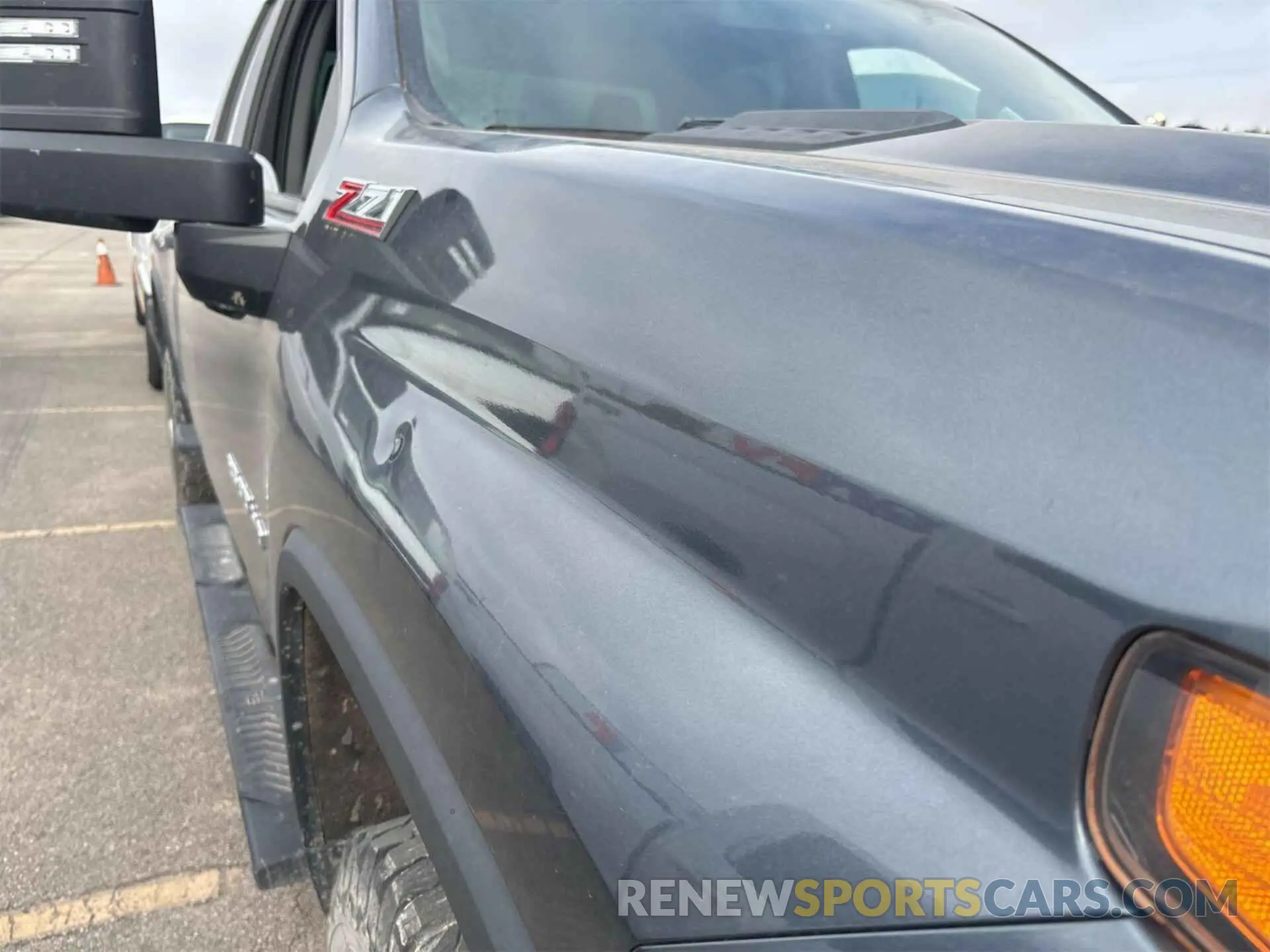 1 Photograph of a damaged car 1GC2YLE79LF220053 CHEVROLET SILVERADO 2020