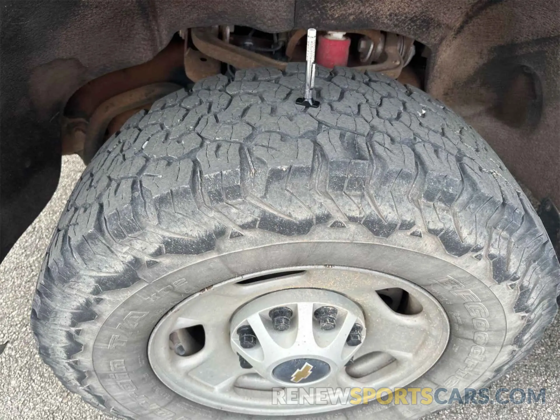 14 Photograph of a damaged car 1GC2YLE79LF220053 CHEVROLET SILVERADO 2020