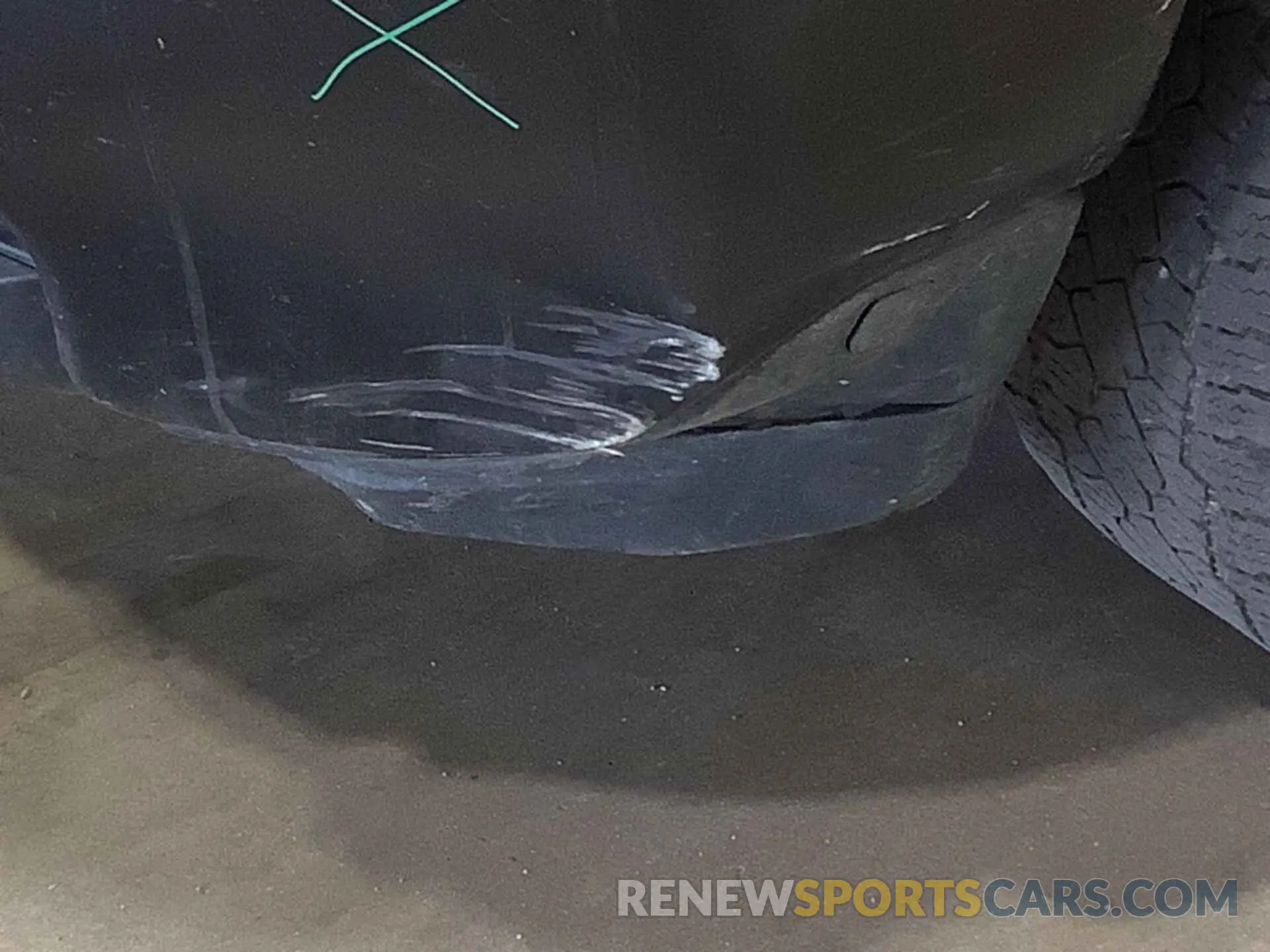 32 Photograph of a damaged car 1GC2YLE79LF265820 CHEVROLET SILVERADO 2020