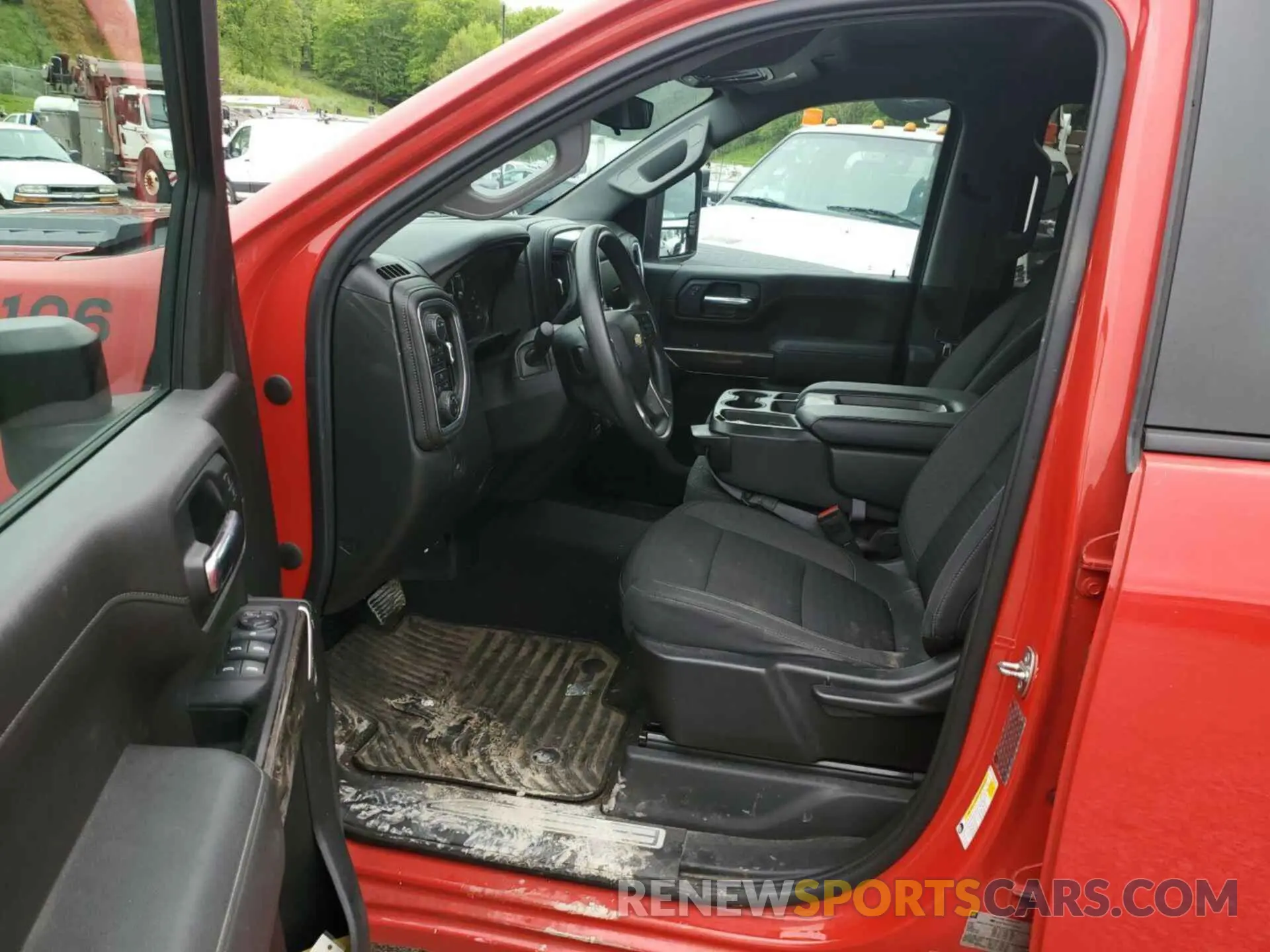 13 Photograph of a damaged car 1GC5YNE74LF213441 CHEVROLET SILVERADO 2020