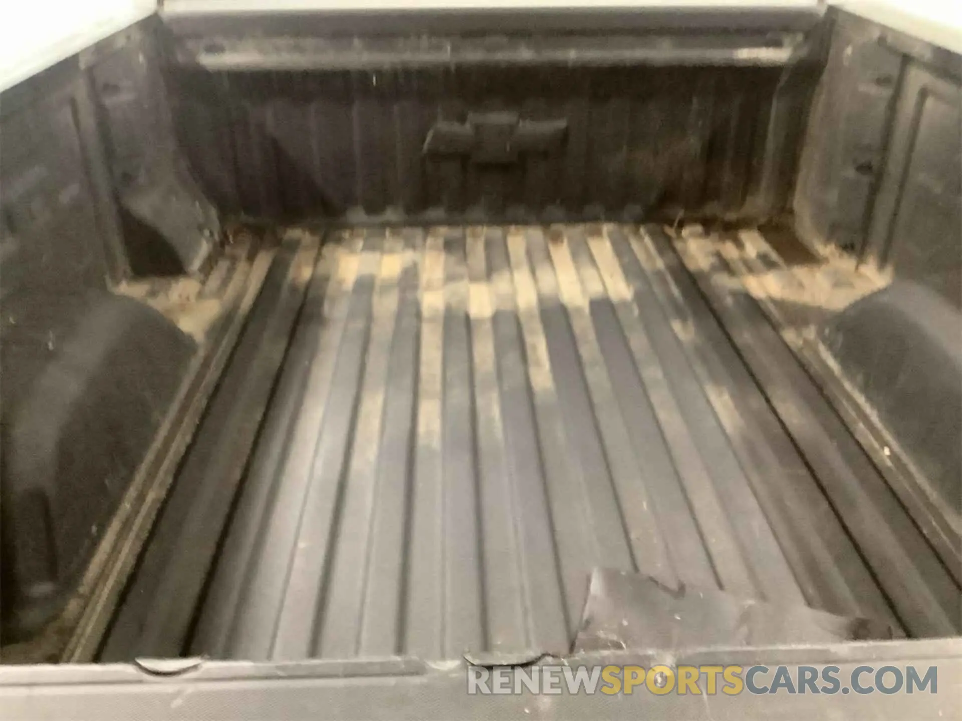14 Photograph of a damaged car 1GCPYAEH8LZ235371 CHEVROLET SILVERADO 2020