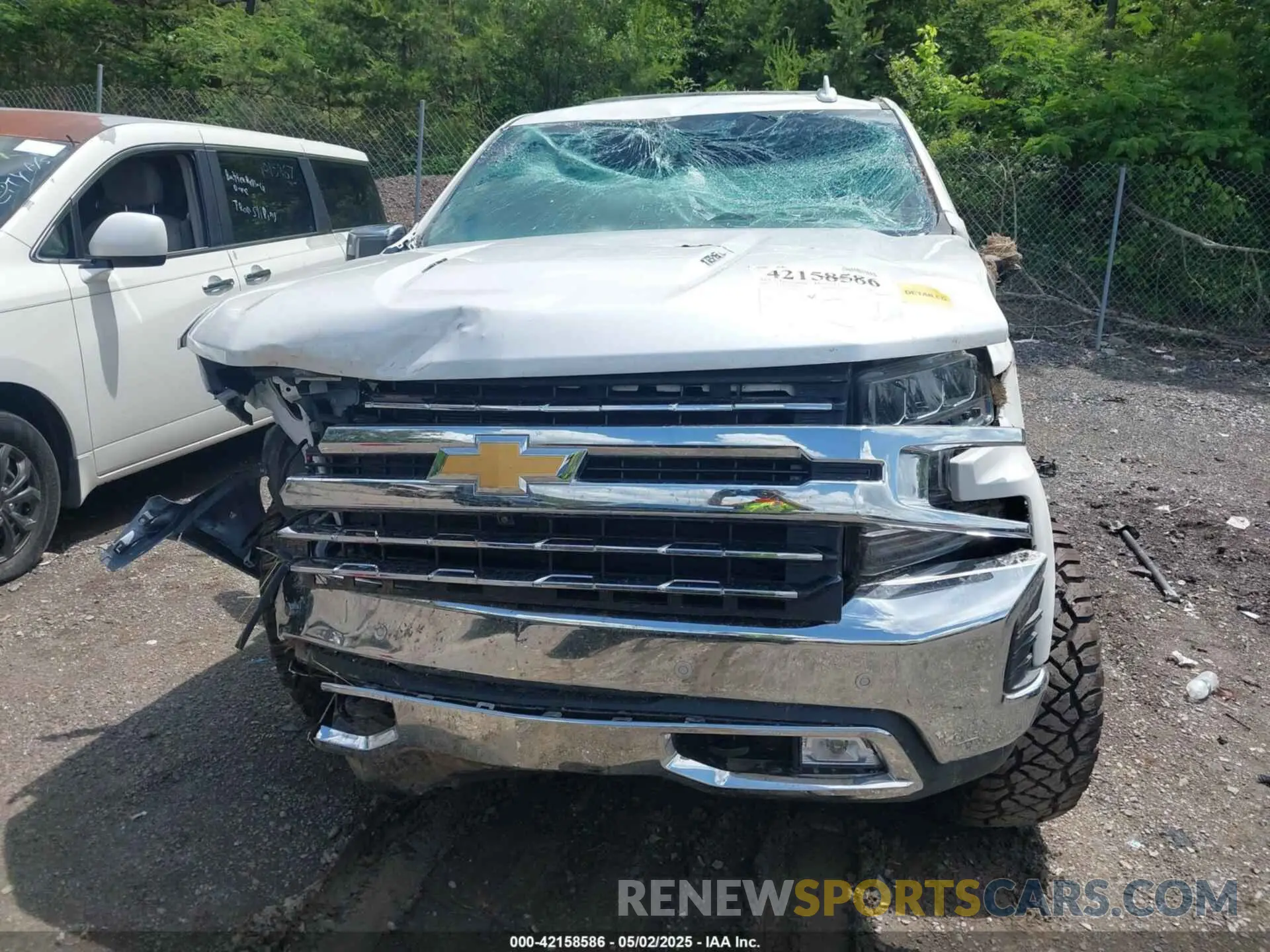 12 Photograph of a damaged car 1GCUYGEL6LZ281209 CHEVROLET SILVERADO 2020