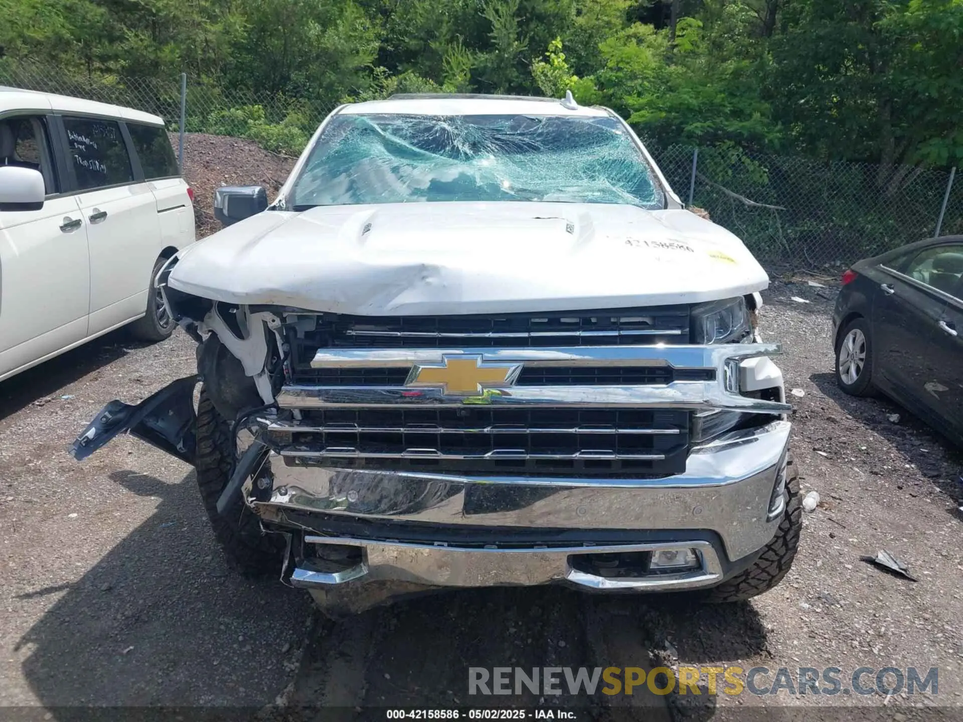 6 Photograph of a damaged car 1GCUYGEL6LZ281209 CHEVROLET SILVERADO 2020
