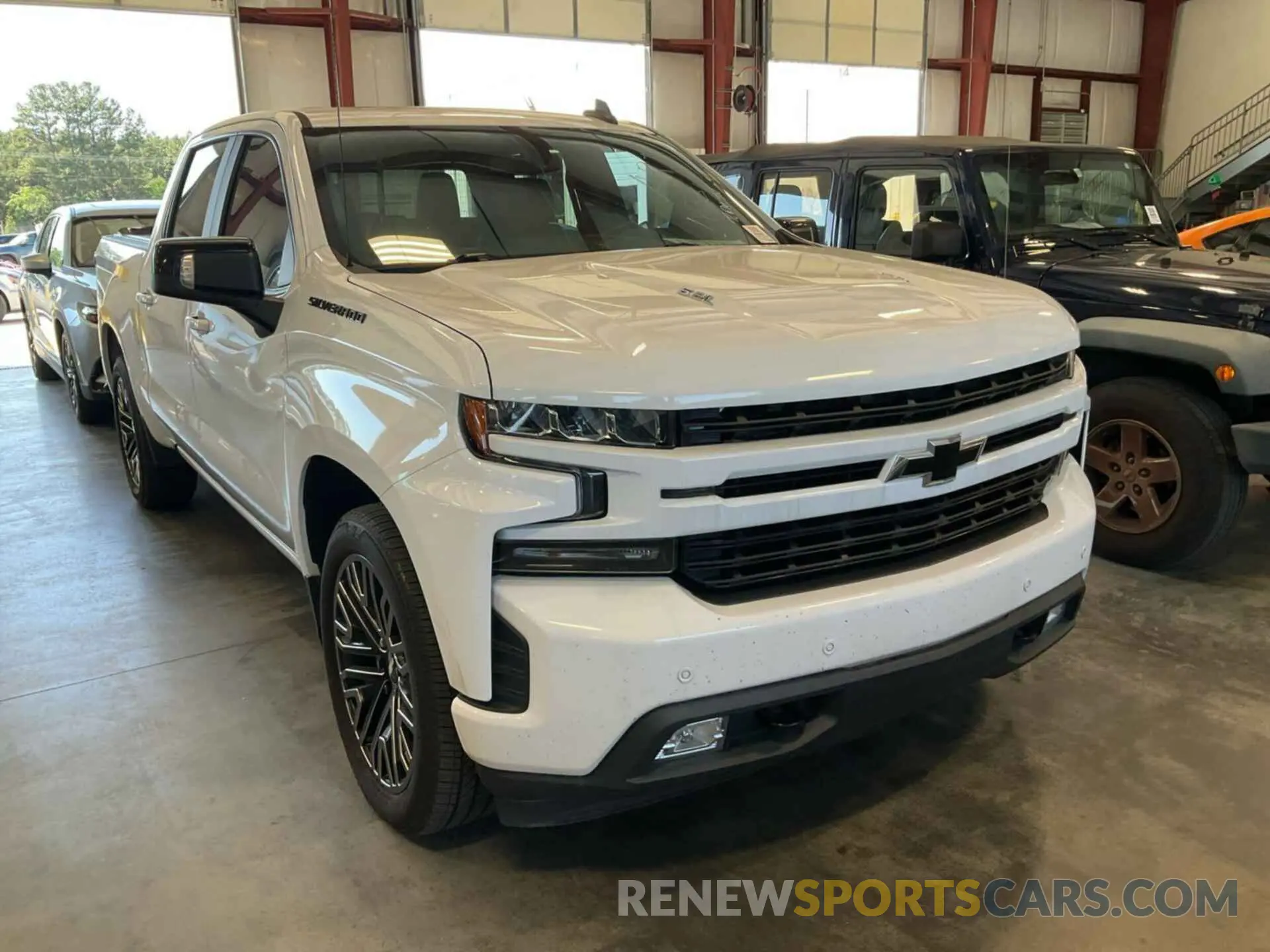 27 Photograph of a damaged car 3GCUYEEL0LG216506 CHEVROLET SILVERADO 2020