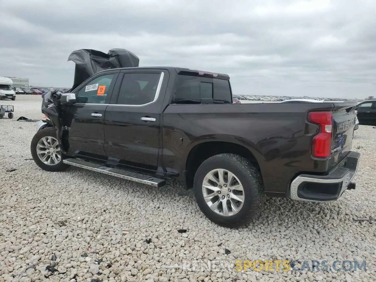 2 Photograph of a damaged car 3GCUYGED6LG301127 CHEVROLET SILVERADO 2020
