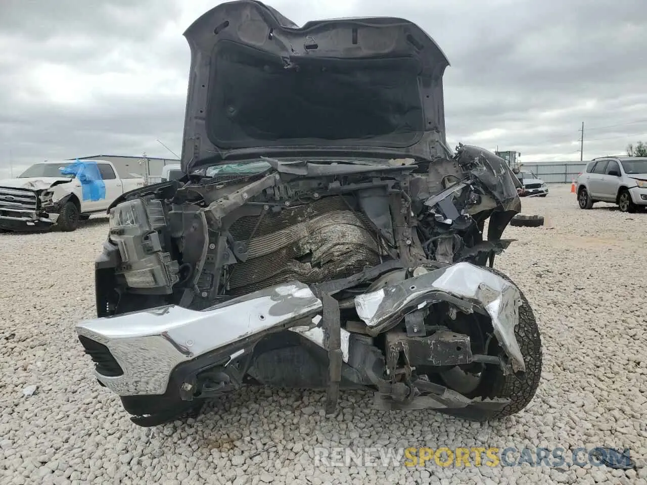 5 Photograph of a damaged car 3GCUYGED6LG301127 CHEVROLET SILVERADO 2020