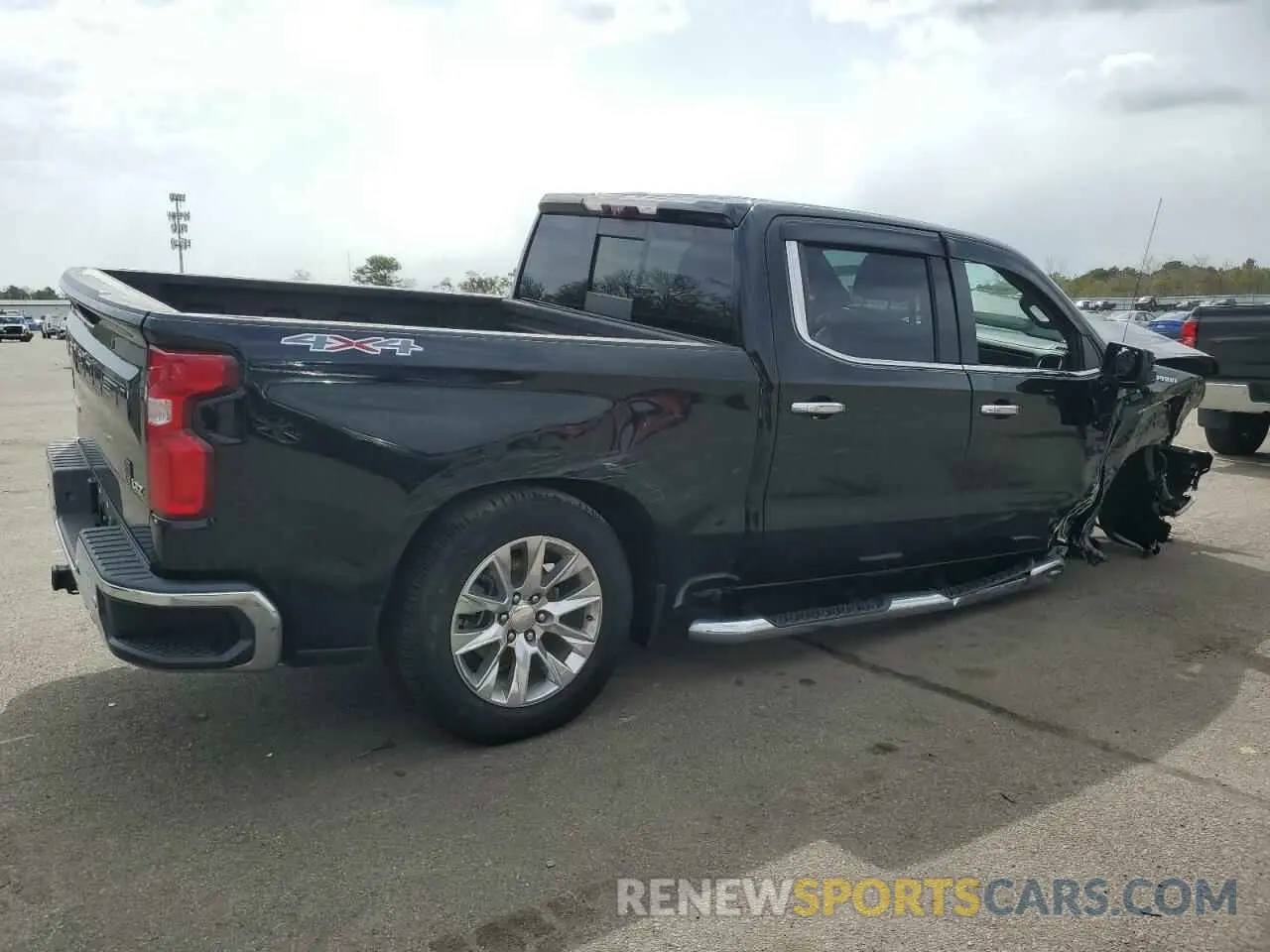 3 Photograph of a damaged car 3GCUYGEL3LG303845 CHEVROLET SILVERADO 2020