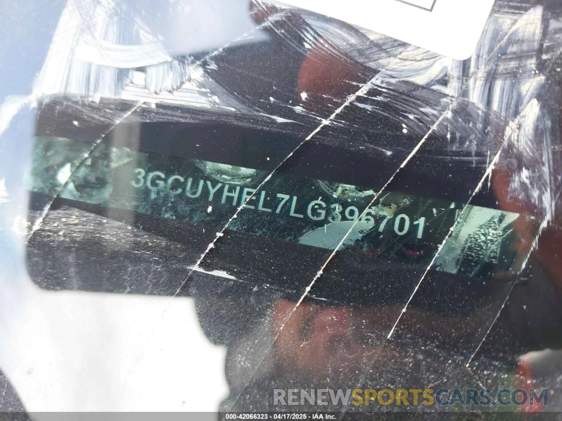 9 Photograph of a damaged car 3GCUYHEL7LG396701 CHEVROLET SILVERADO 2020