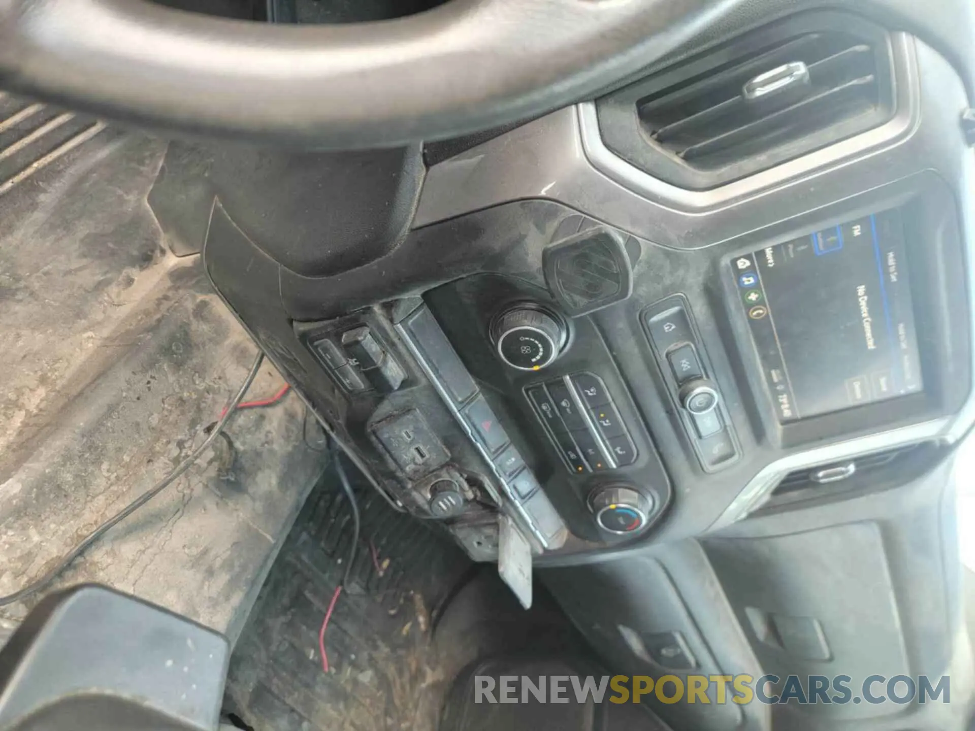 2 Photograph of a damaged car 1GB5YLE70MF188256 CHEVROLET SILVERADO 2021