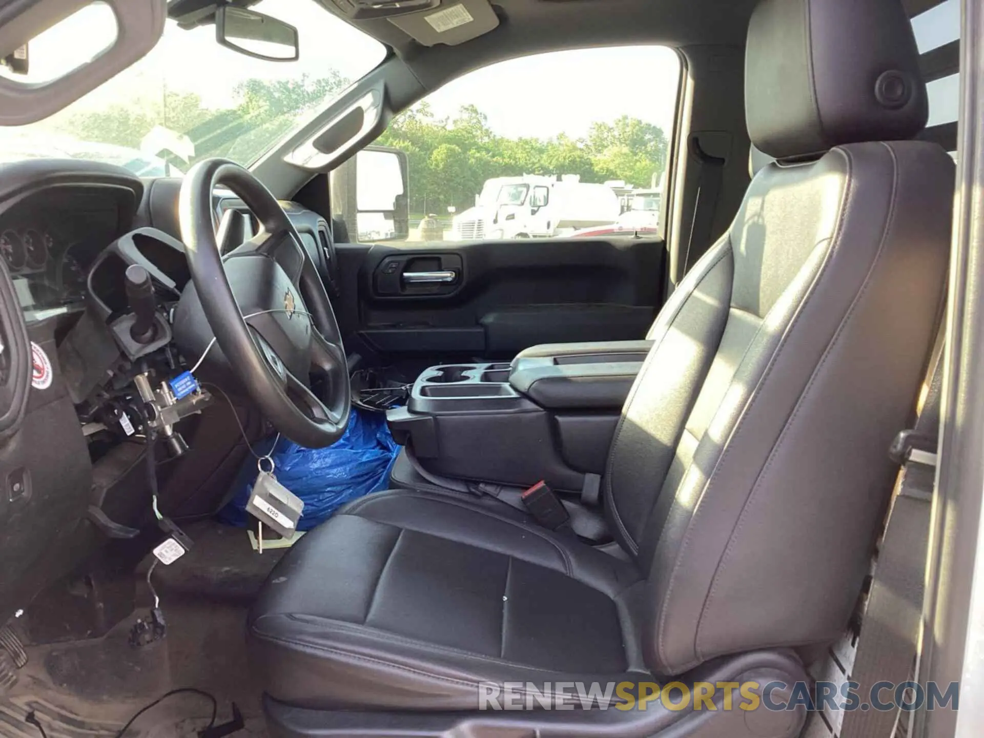 8 Photograph of a damaged car 1GC0WLE7XMF273620 CHEVROLET SILVERADO 2021