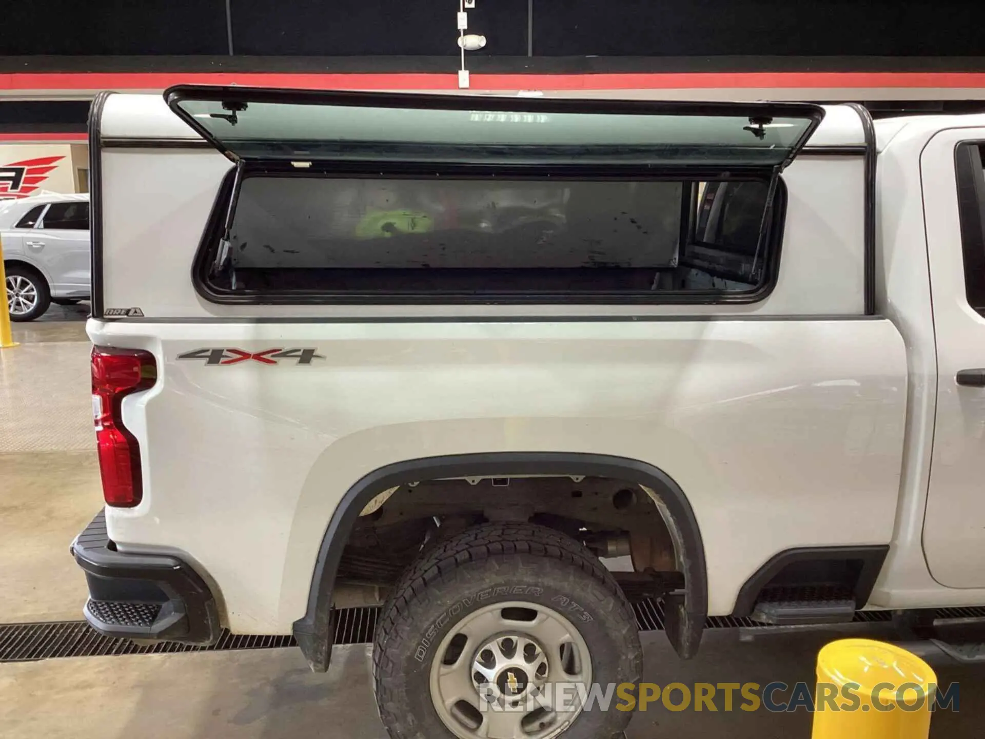 20 Photograph of a damaged car 1GC2YLE72MF157119 CHEVROLET SILVERADO 2021