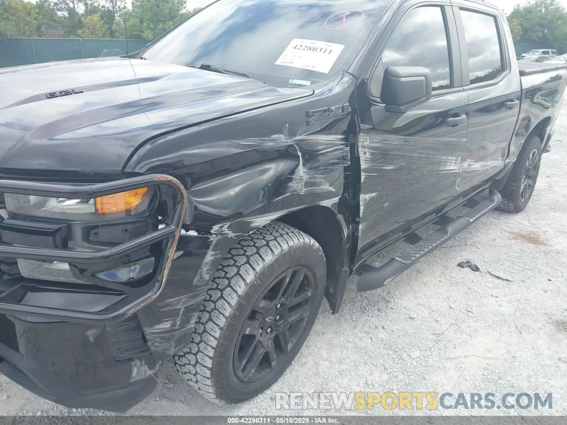 6 Photograph of a damaged car 3GCPYCEL3MG422938 CHEVROLET SILVERADO 2021