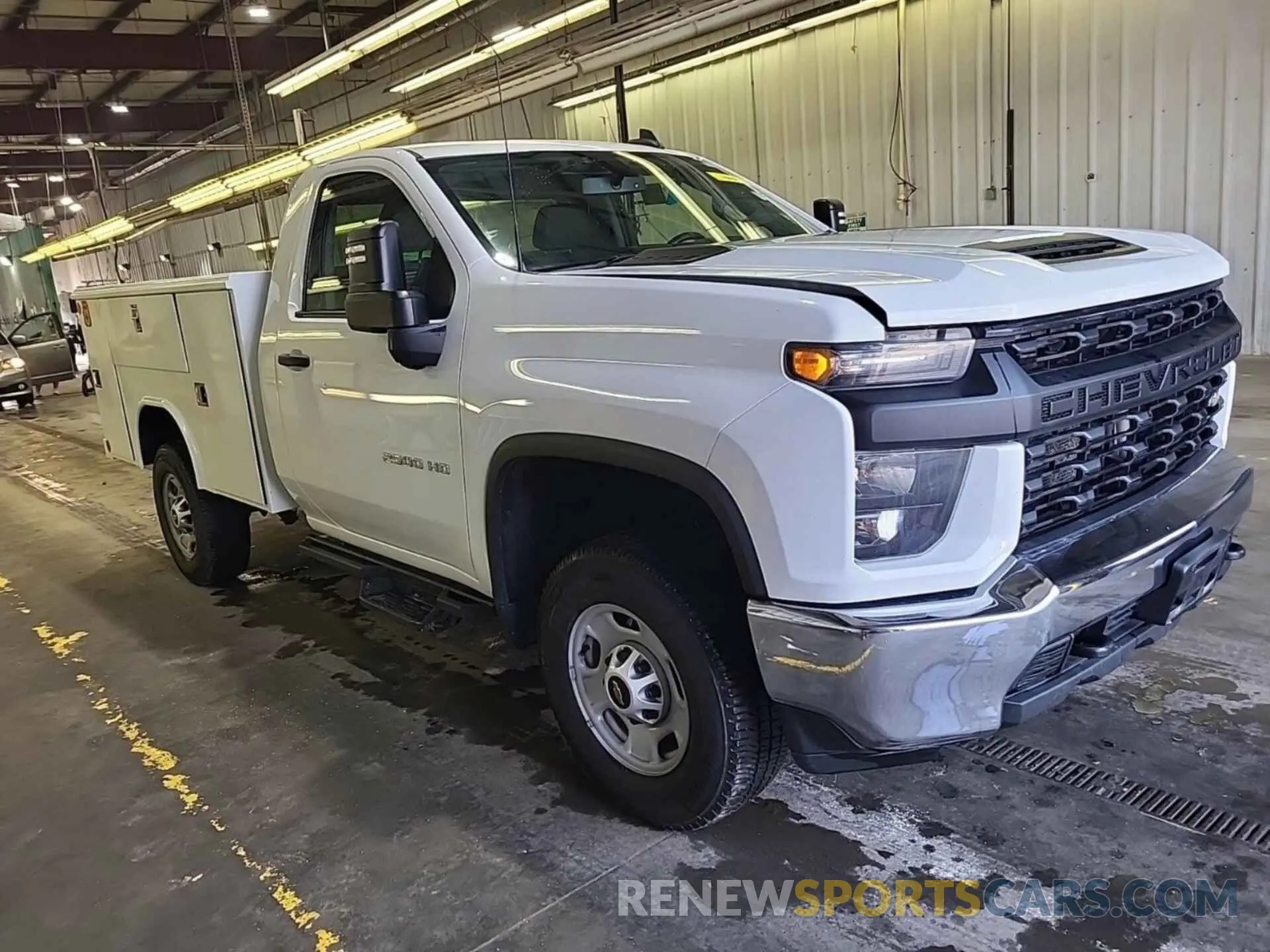 10 Photograph of a damaged car 1GB0YLE7XNF192276 CHEVROLET SILVERADO 2022
