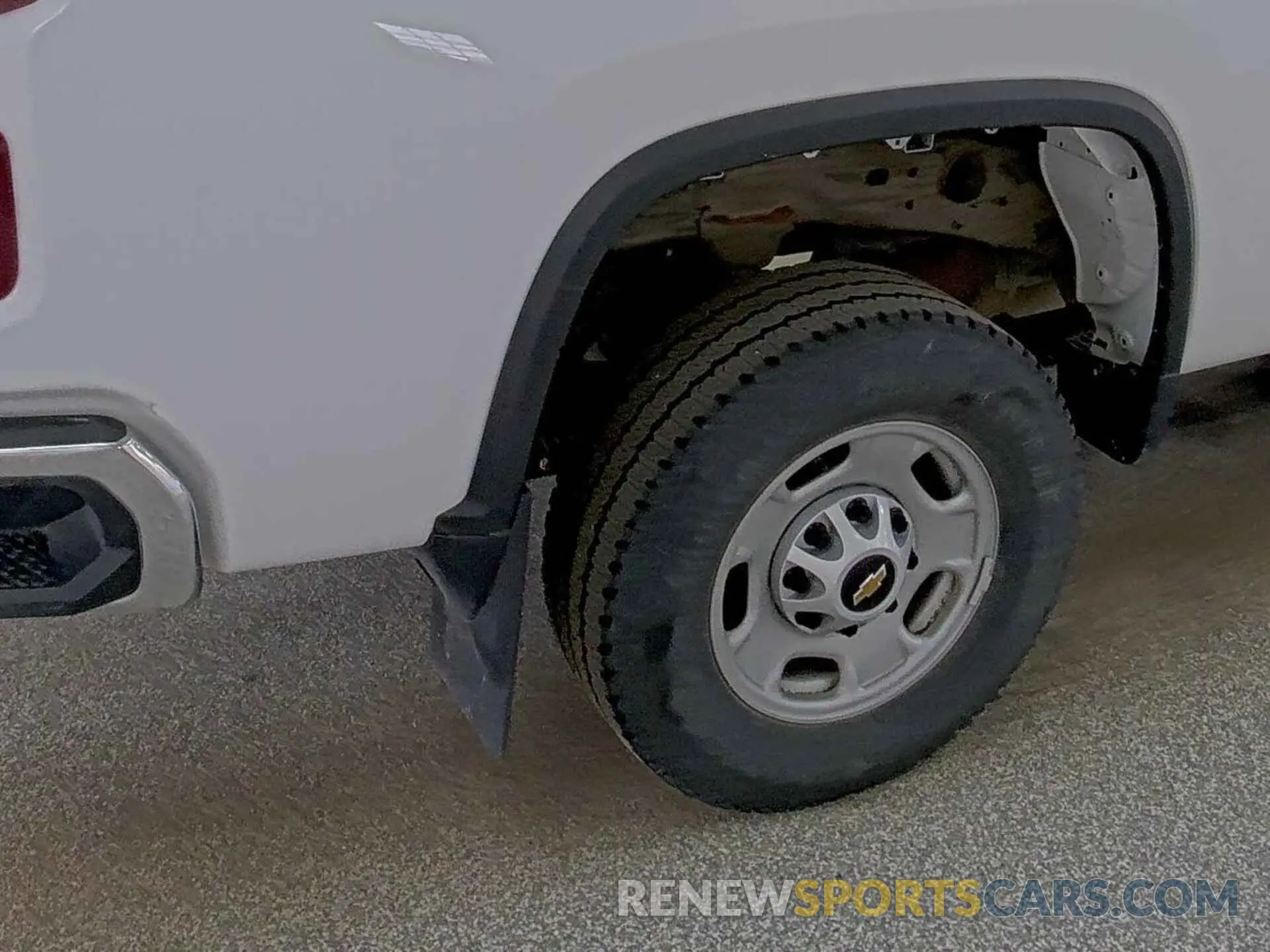 15 Photograph of a damaged car 1GC0YLE79NF348805 CHEVROLET SILVERADO 2022