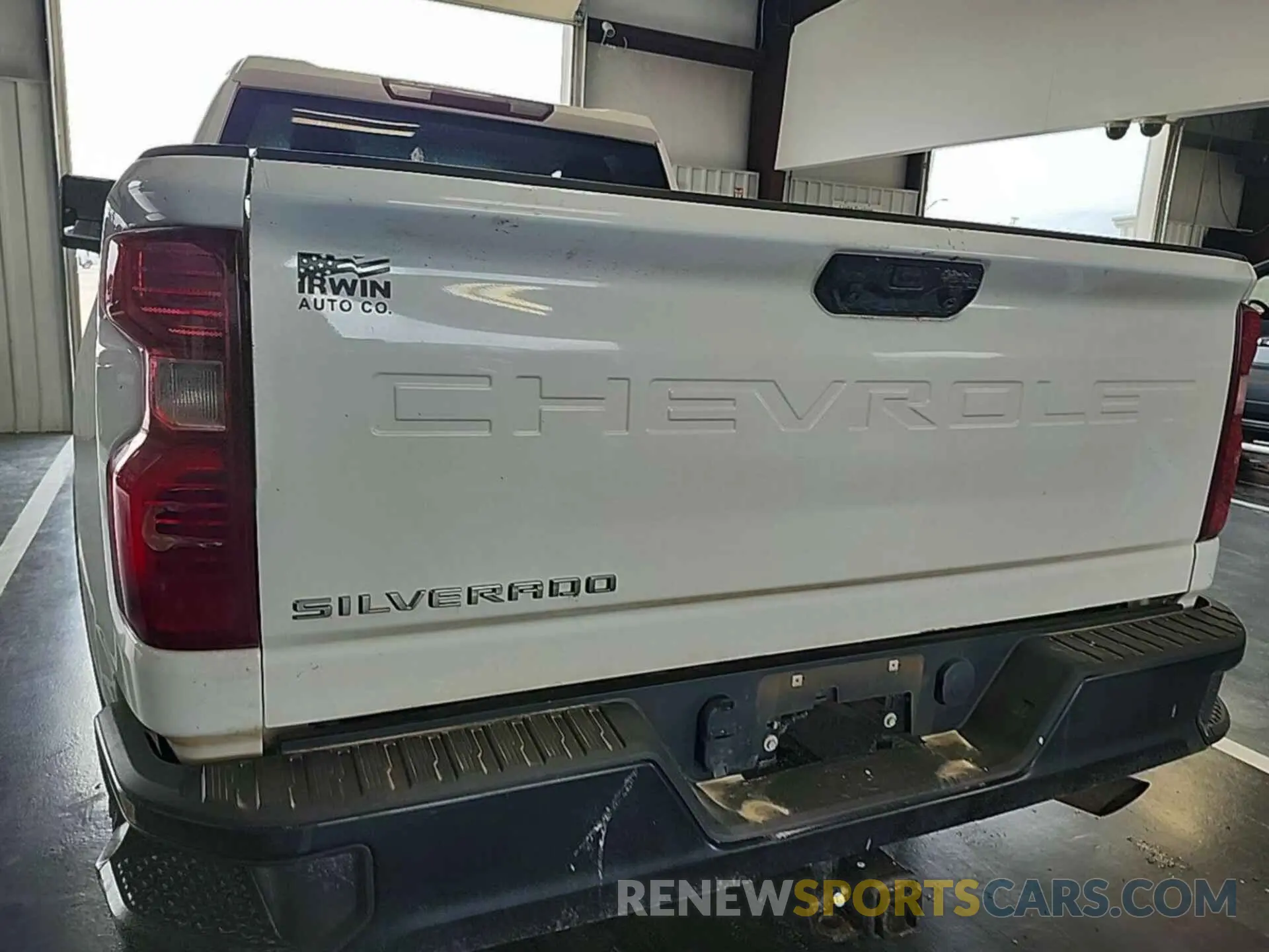 30 Photograph of a damaged car 1GC2YLE71NF184801 CHEVROLET SILVERADO 2022