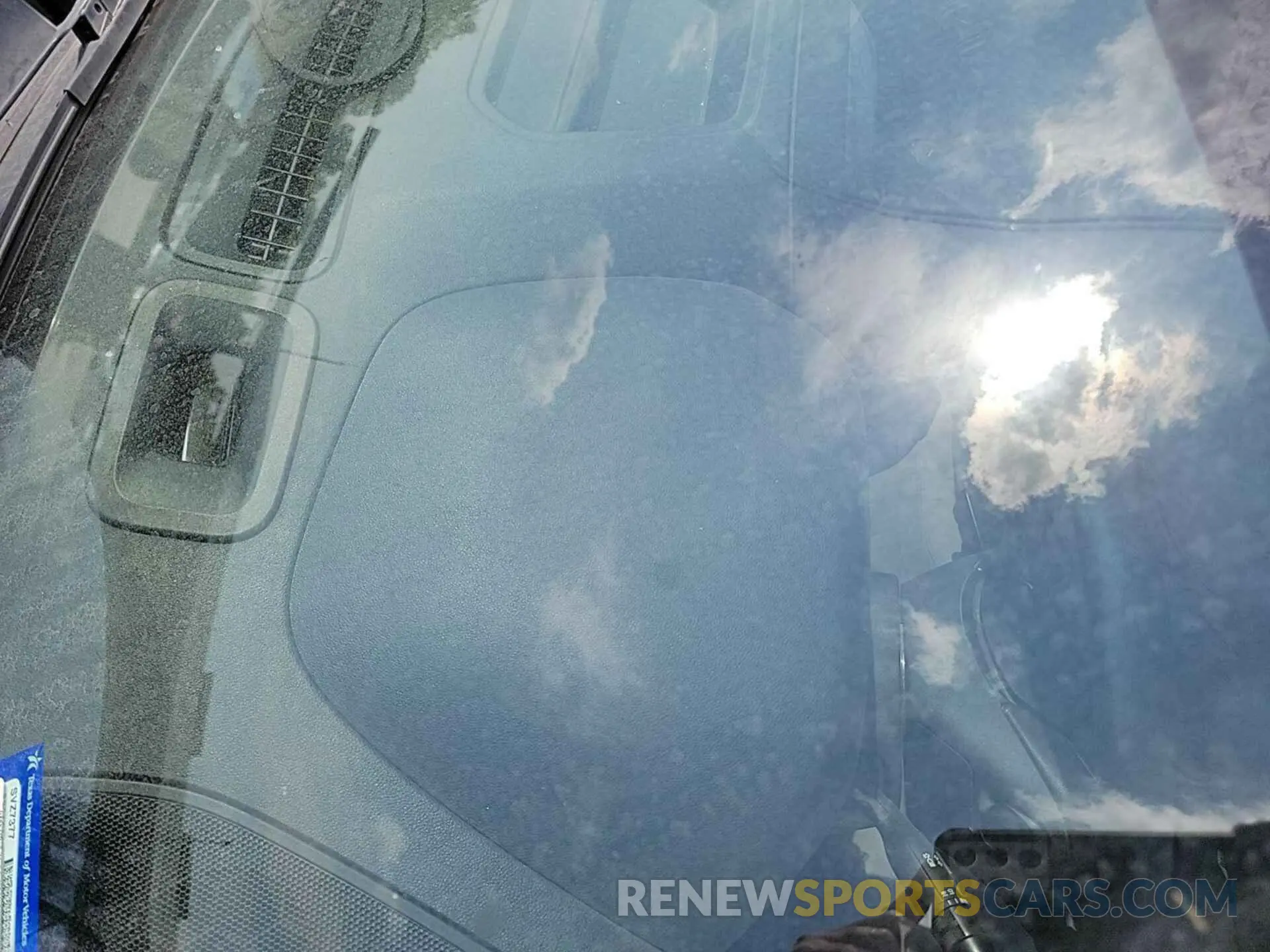 10 Photograph of a damaged car 1GC2YLE75NF255806 CHEVROLET SILVERADO 2022