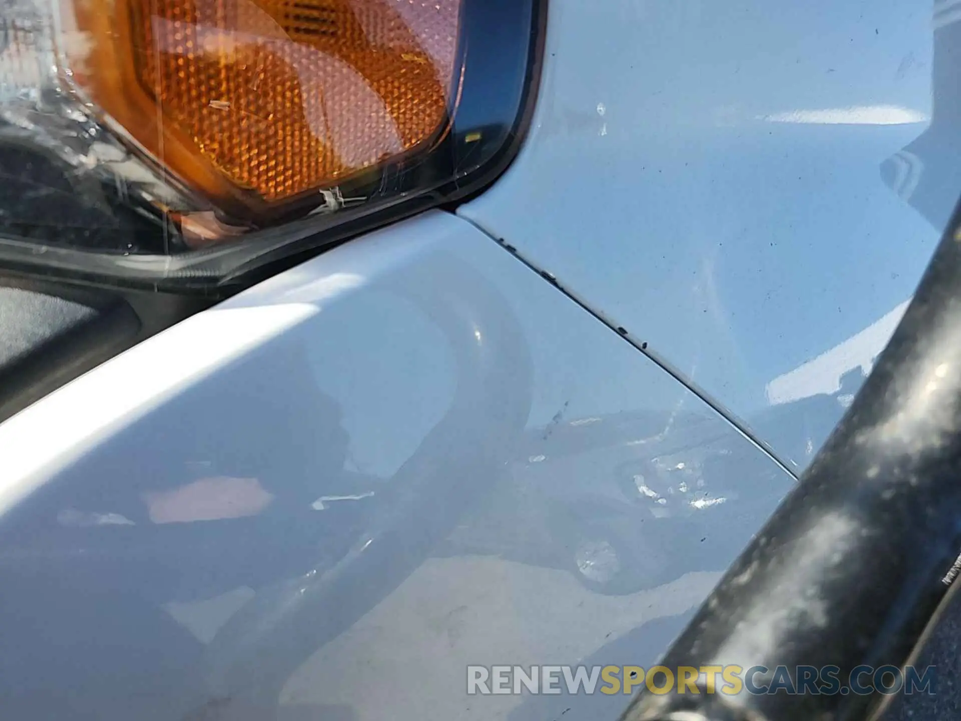 25 Photograph of a damaged car 1GC5YLE72NF173481 CHEVROLET SILVERADO 2022