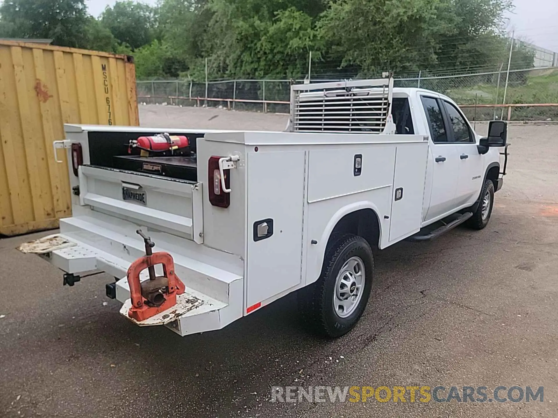 26 Photograph of a damaged car 1GC5YLE72NF173481 CHEVROLET SILVERADO 2022