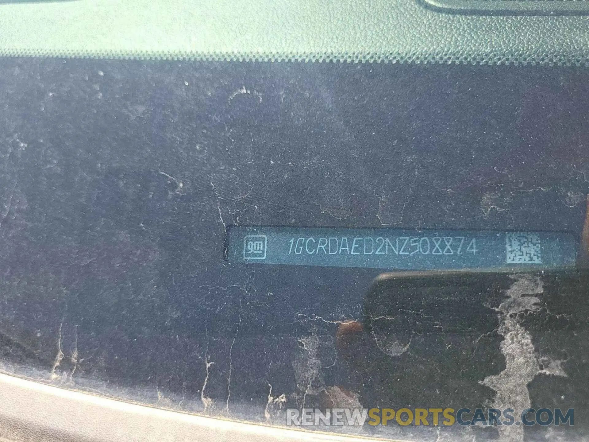 8 Photograph of a damaged car 1GCRDAED2NZ508874 CHEVROLET SILVERADO 2022