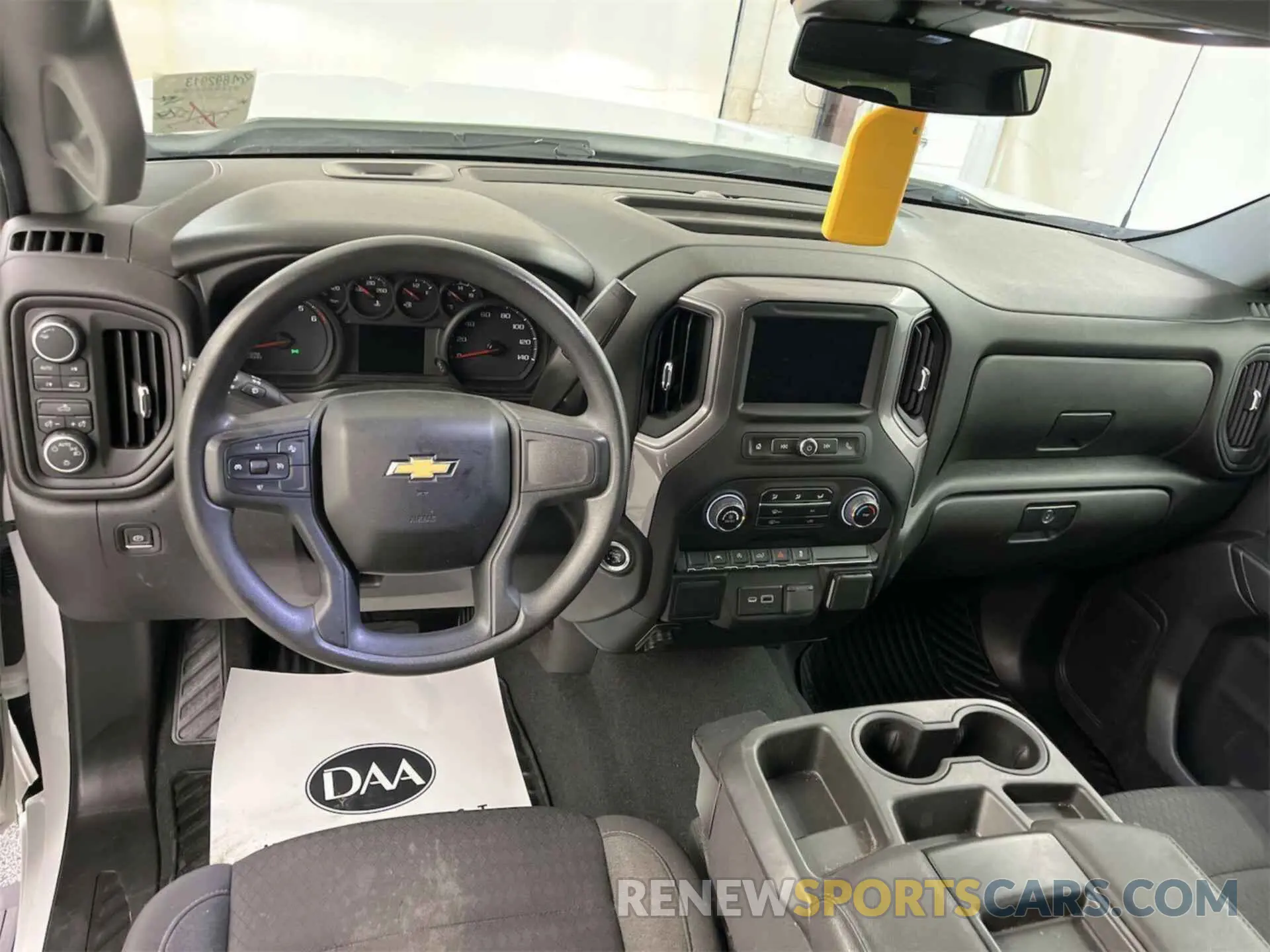1 Photograph of a damaged car 1GCRDBEK3NZ615047 CHEVROLET SILVERADO 2022