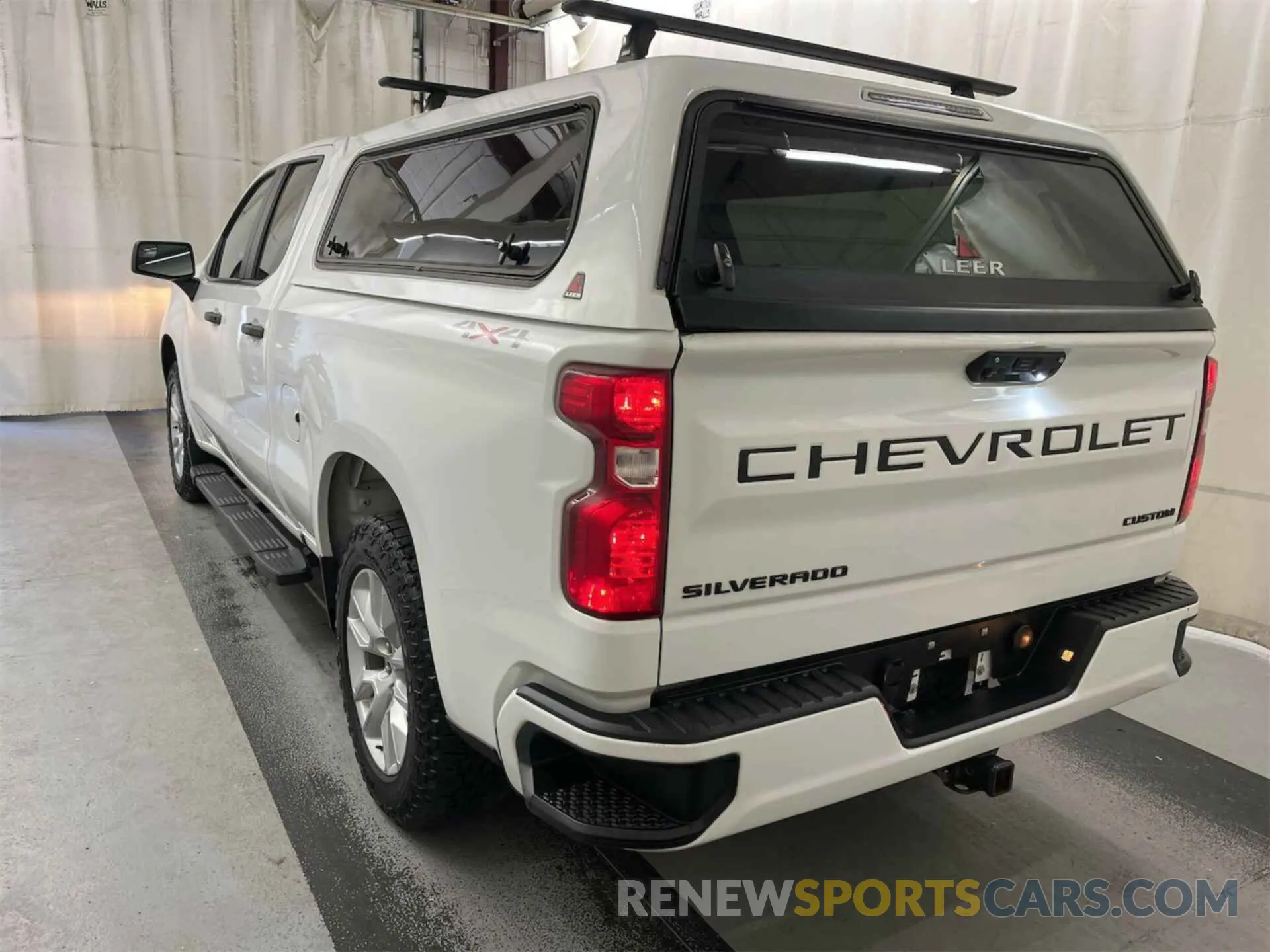 15 Photograph of a damaged car 1GCRDBEK3NZ615047 CHEVROLET SILVERADO 2022