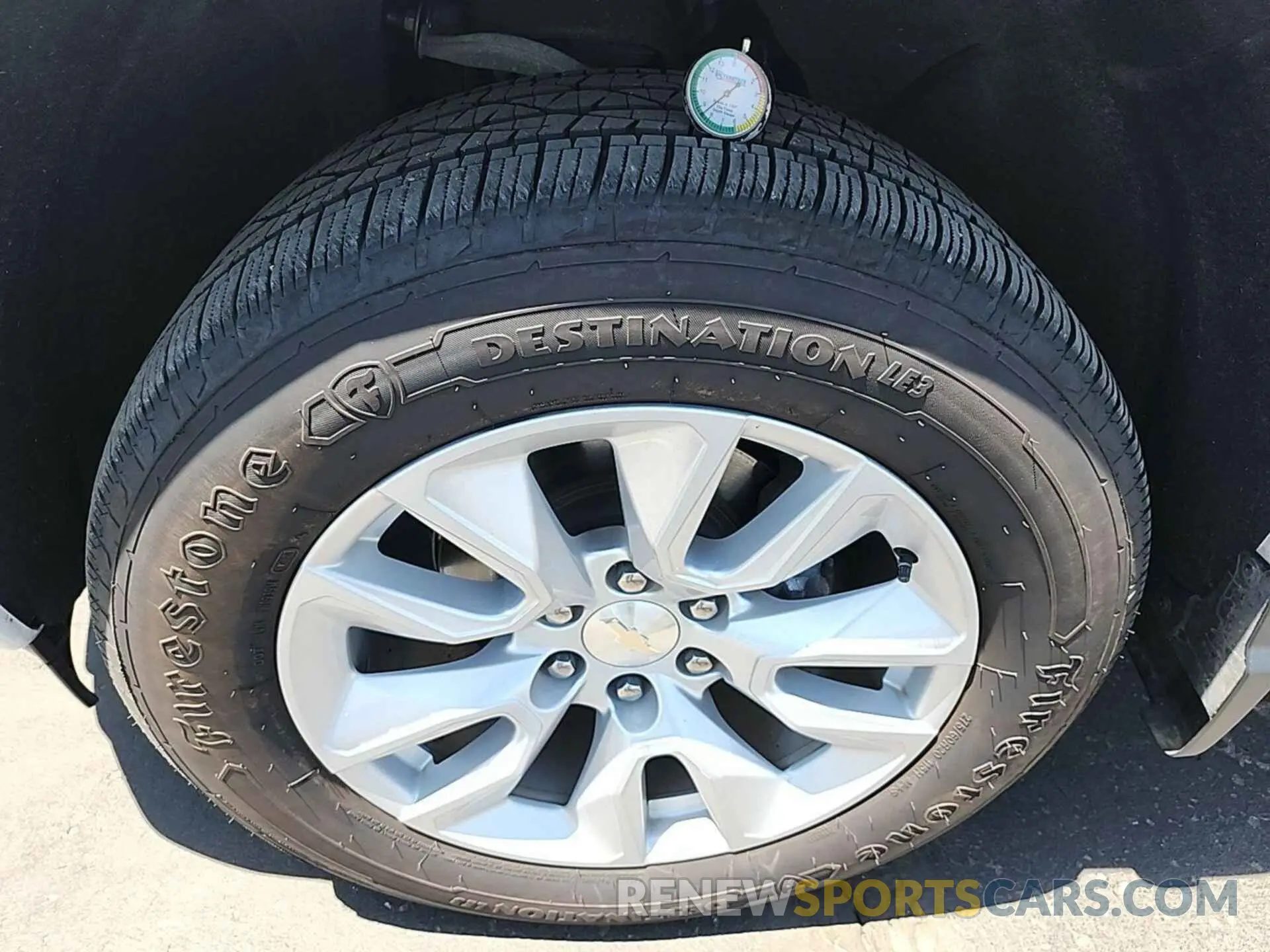 2 Photograph of a damaged car 3GCPDBEK3NG515957 CHEVROLET SILVERADO 2022
