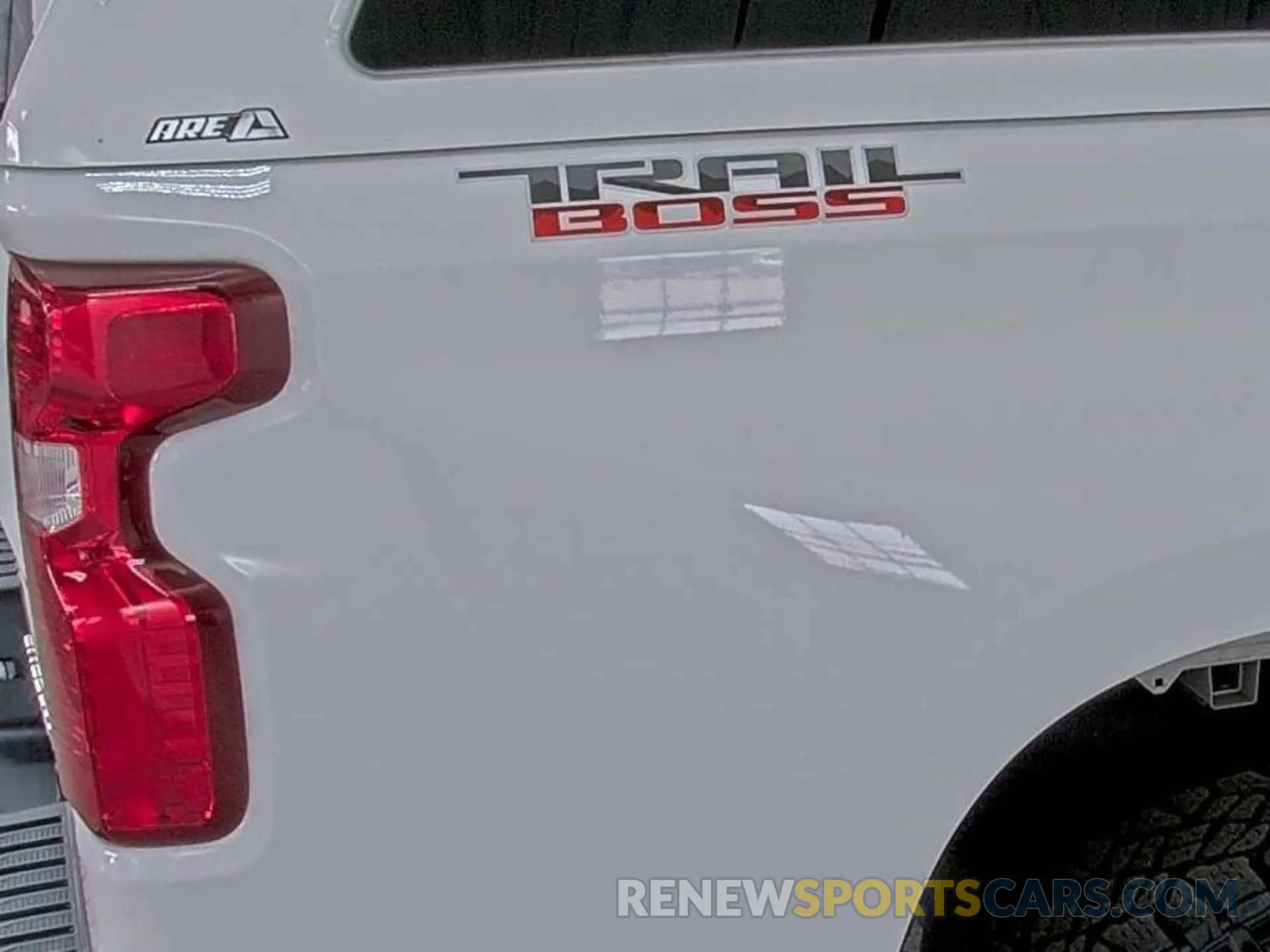 7 Photograph of a damaged car 3GCPDCED5NG583250 CHEVROLET SILVERADO 2022