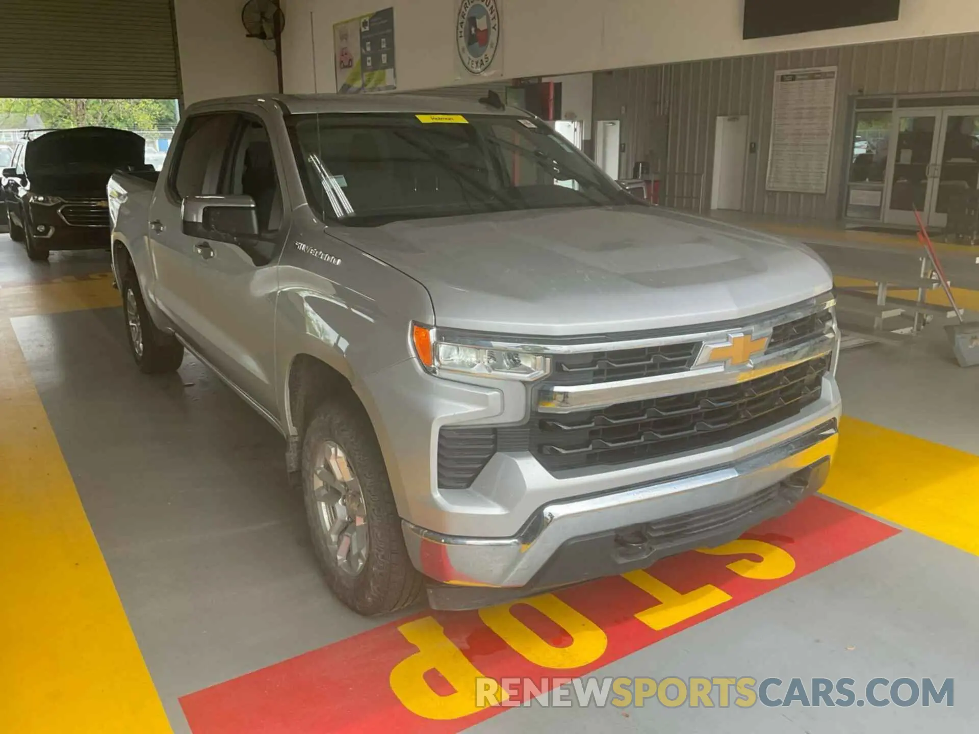6 Photograph of a damaged car 3GCPDKEK7NG552297 CHEVROLET SILVERADO 2022