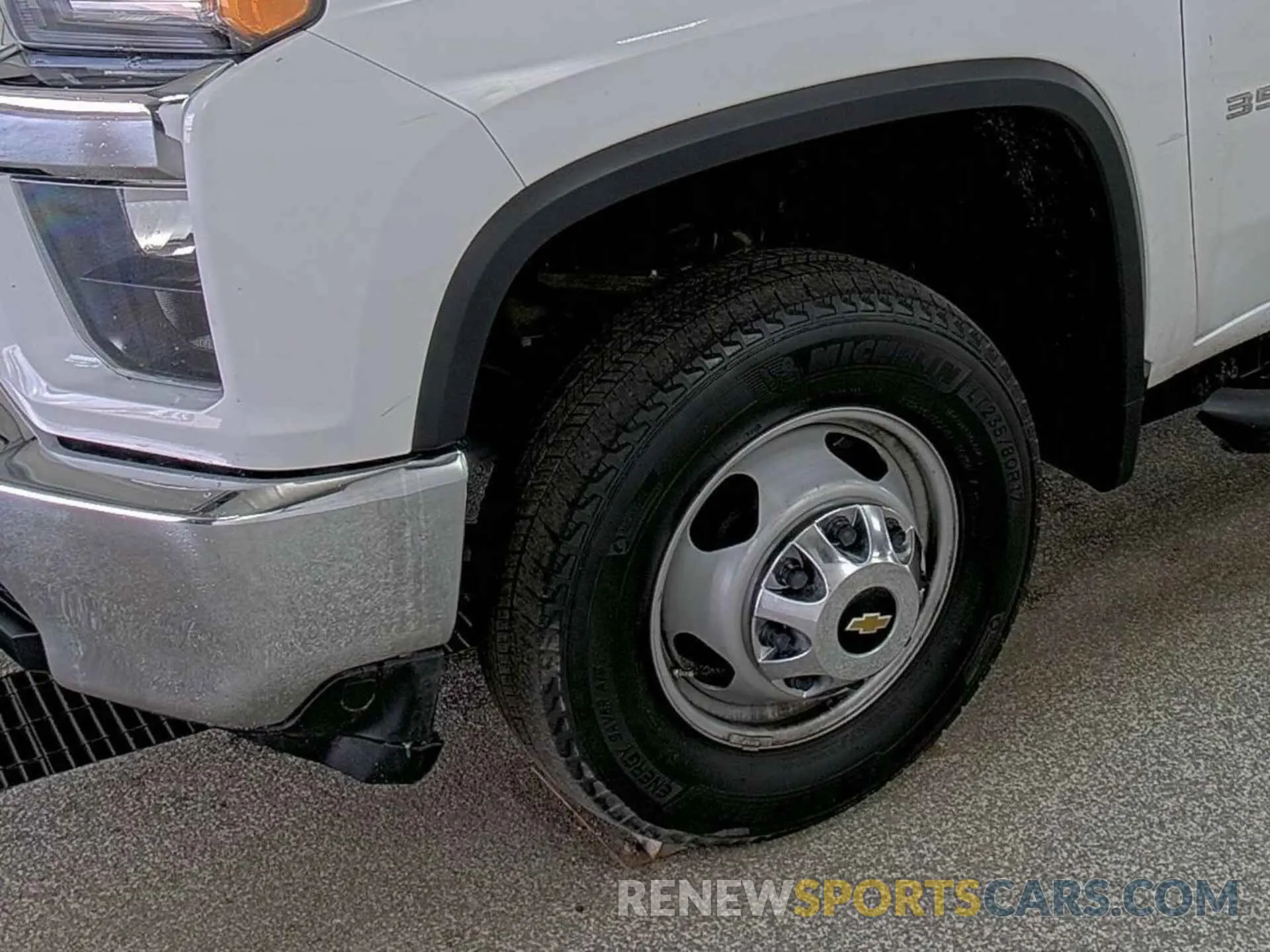 27 Photograph of a damaged car 1GC4YTE72PF101162 CHEVROLET SILVERADO 2023
