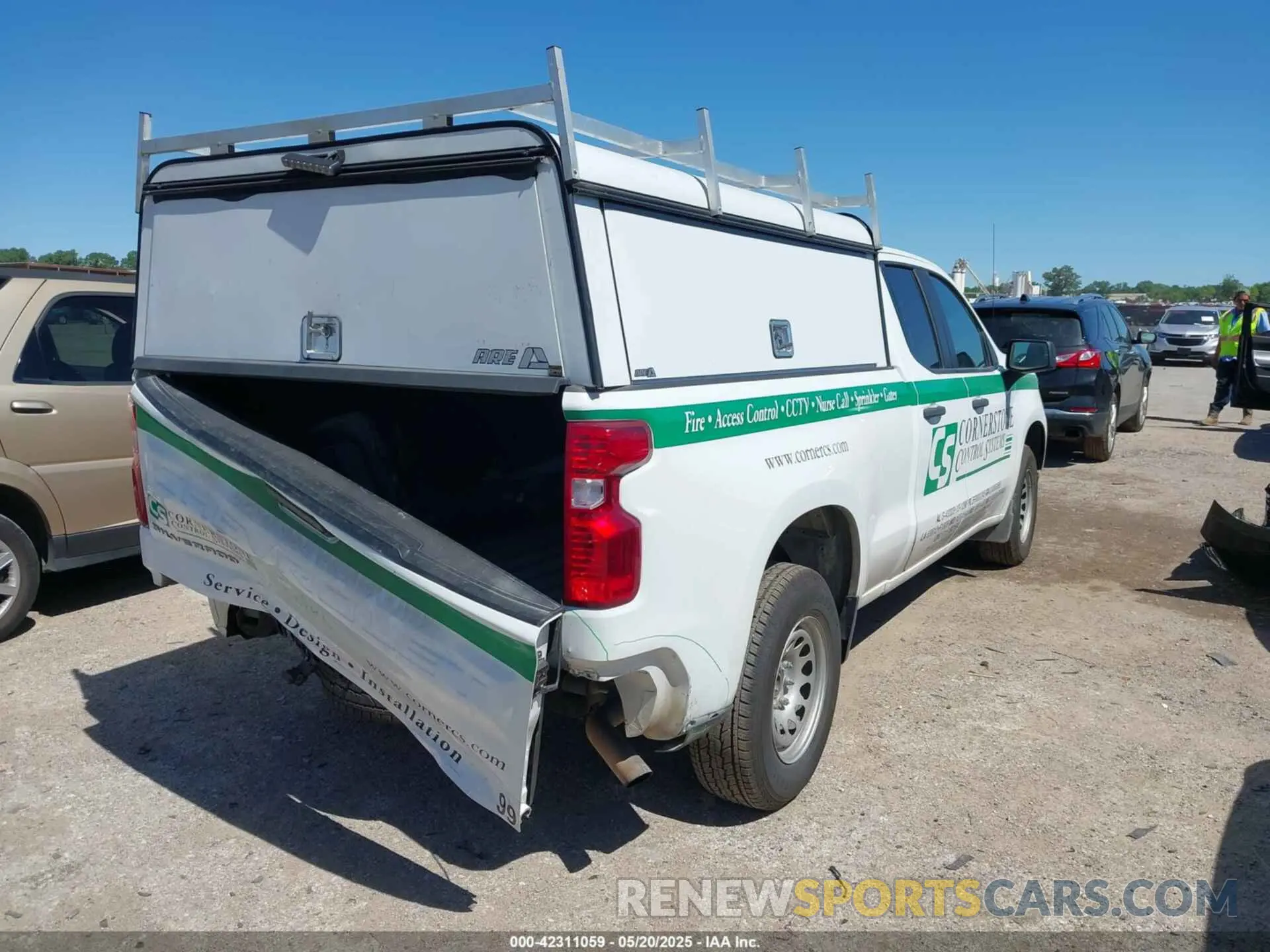 4 Photograph of a damaged car 1GCRAAEK4PZ148744 CHEVROLET SILVERADO 2023