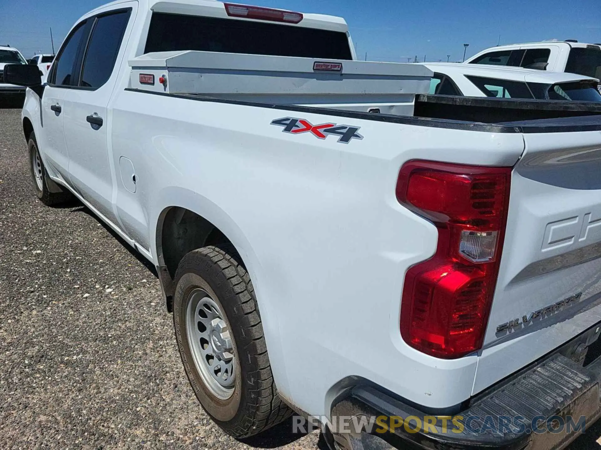 3 Photograph of a damaged car 3GCPDAEK1PG112203 CHEVROLET SILVERADO 2023