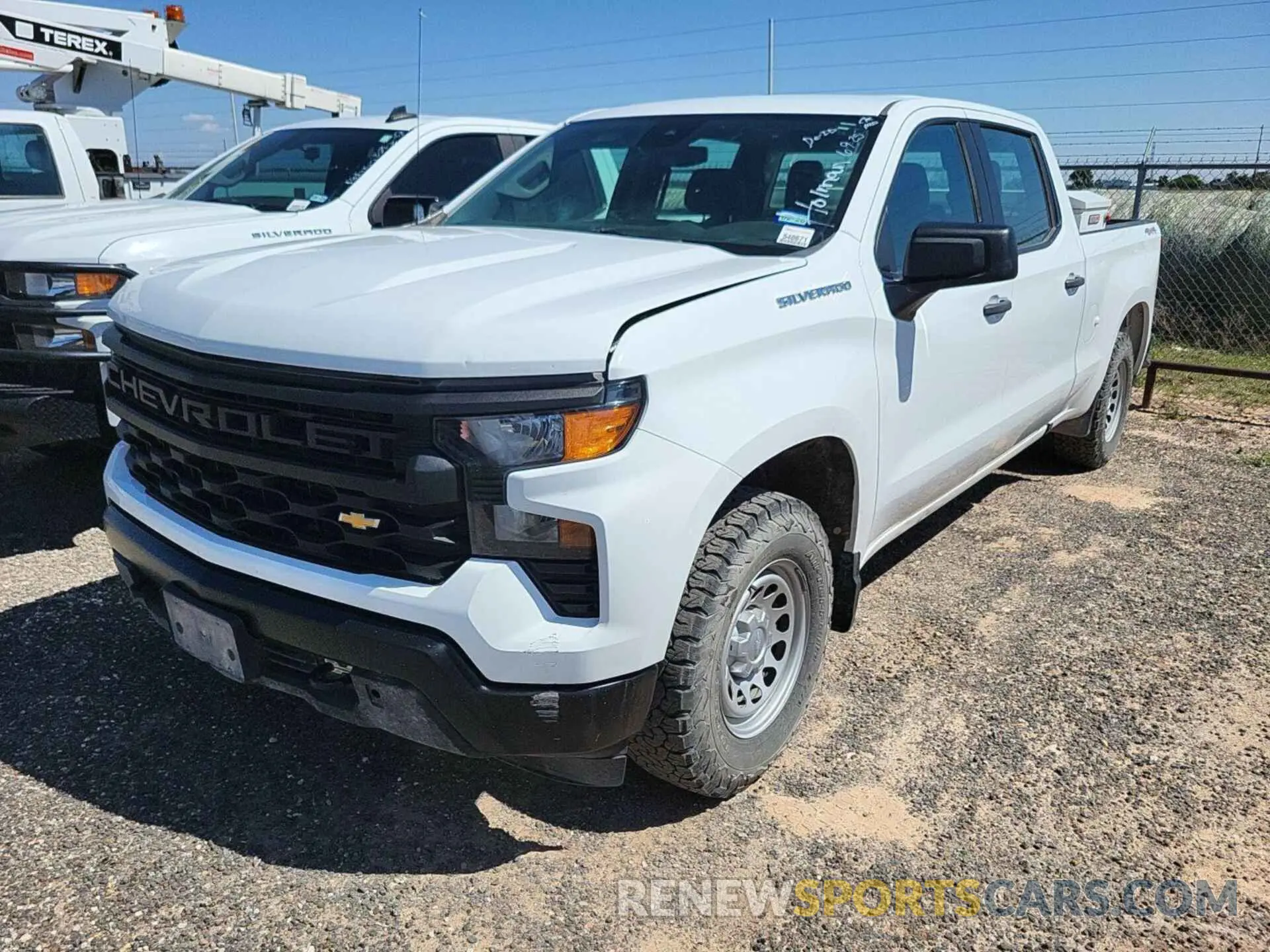17 Photograph of a damaged car 3GCPDAEK4PG112034 CHEVROLET SILVERADO 2023