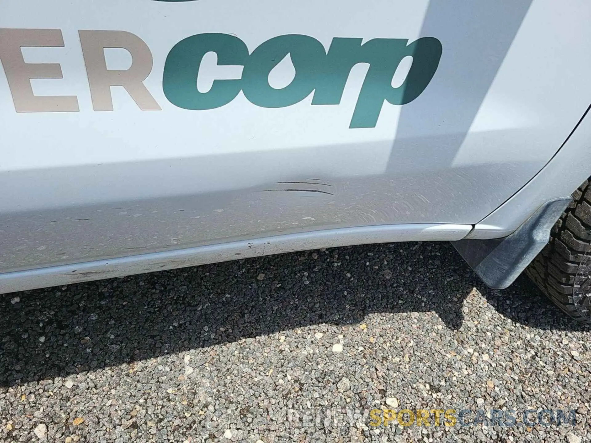 10 Photograph of a damaged car 3GCPDAEK9PG112207 CHEVROLET SILVERADO 2023