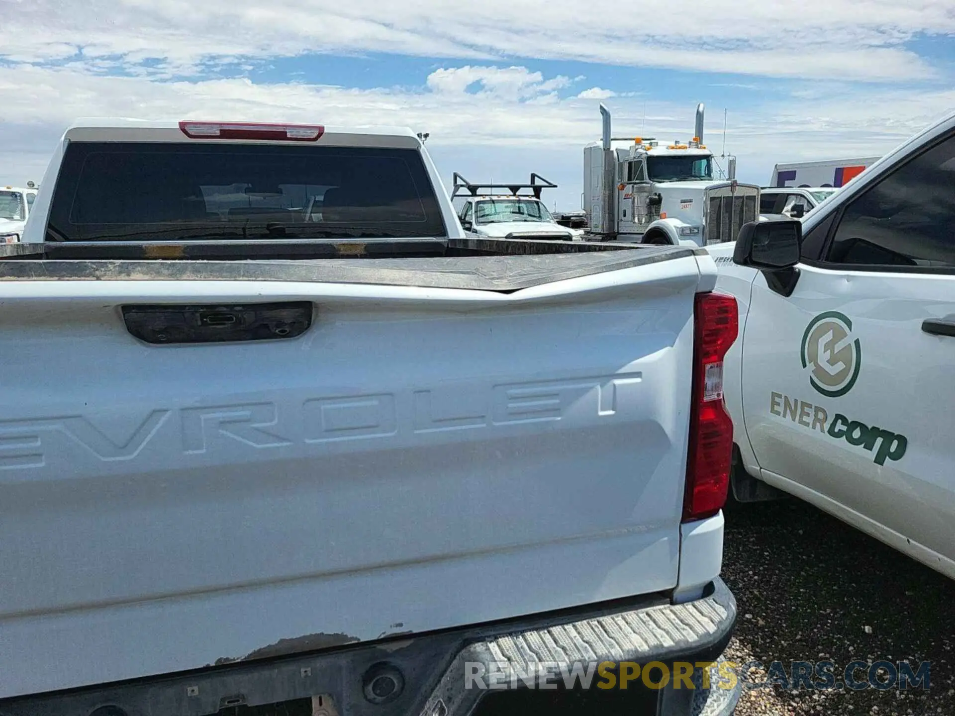 17 Photograph of a damaged car 3GCPDAEK9PG112207 CHEVROLET SILVERADO 2023
